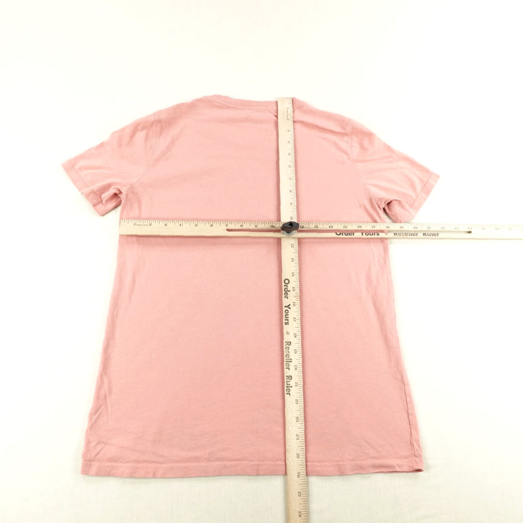 Vintage VINTAGE American Giant T-Shirt Men Small Pink Short Sleeve Crew Neck Cotton Tee USA Outdoor 90s Mens Size US S / EU 44-46 / 1 - 5 Thumbnail