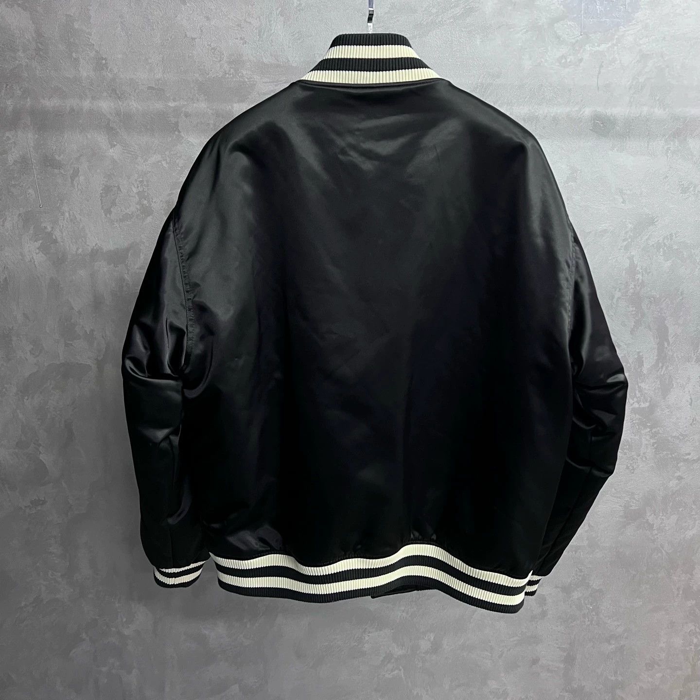 Louis Vuitton [Louis Vuitton] Letter Single-Breasted Baseball Jacket. Size US M / EU 48-50 / 2 - 2 Thumbnail