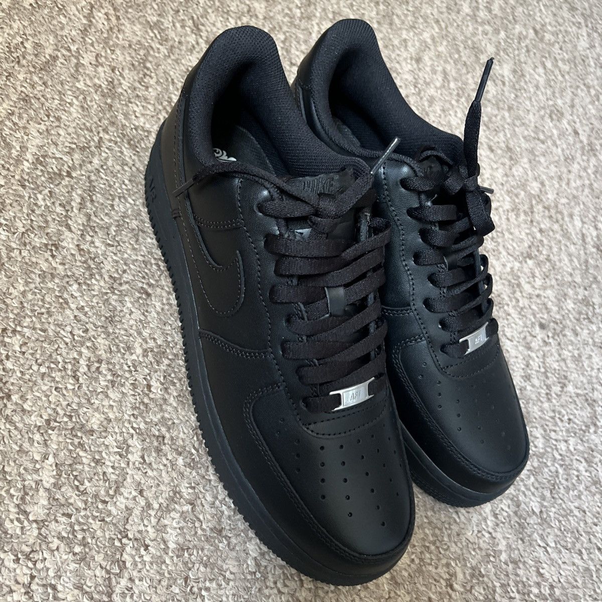 Nike Nike Airforce 1 Brand New Size US 10.5 / EU 43-44 - 2 Thumbnail