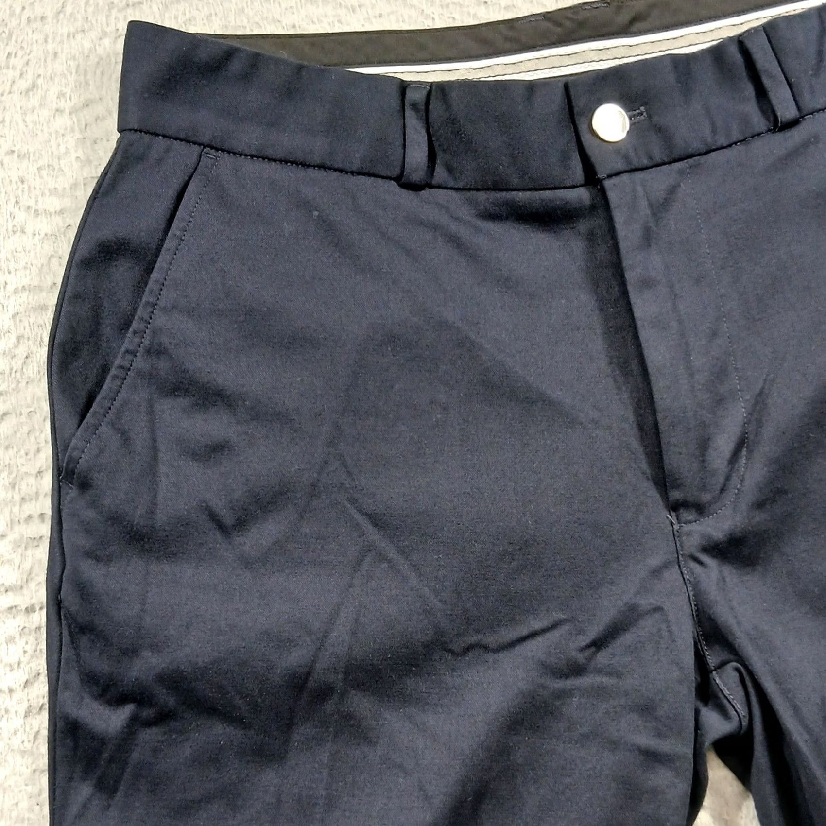 Old Navy Old Navy Men's Navy Athletic Ultimate Tech 4-way Stretch Chino Pants 31x30 EUC Size US 31 - 6 Thumbnail