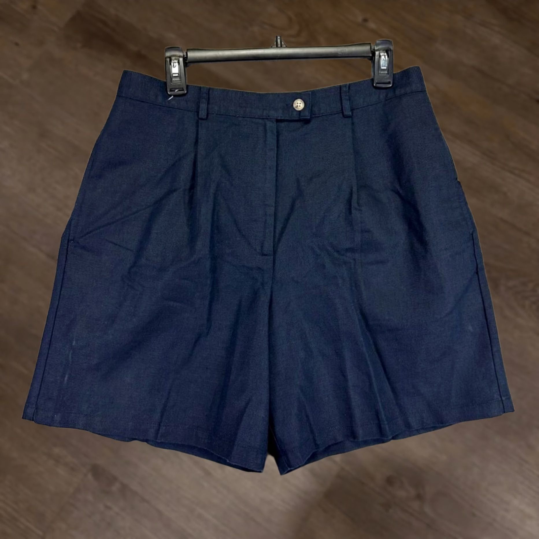 Talbots VINTAGE? No. Talbots Shorts Womens 14P Petites Black Chino Linen Blend Pleated Ladies NEW Size 36" / US 14 / IT 50 - 1 Thumbnail