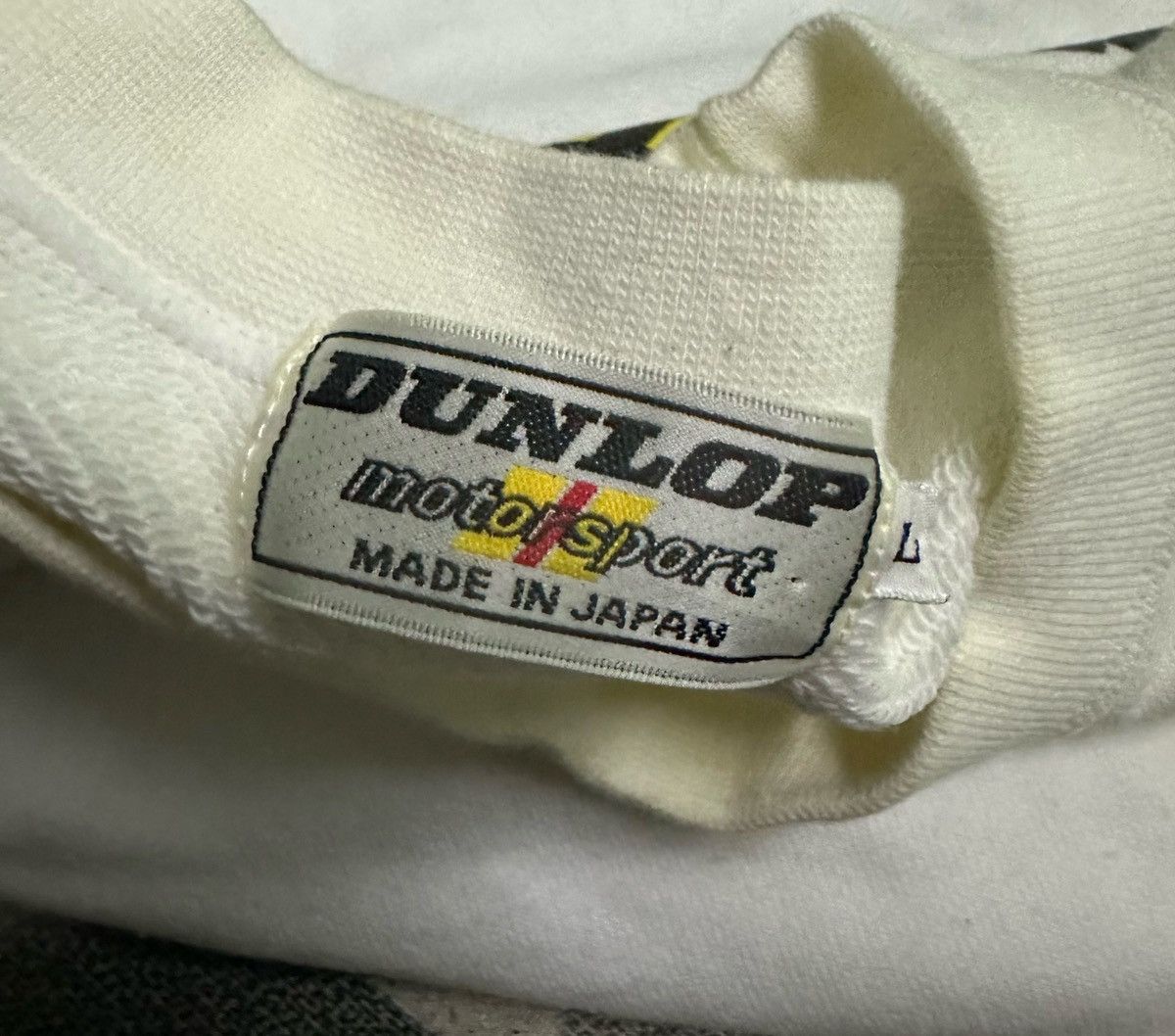 Dunlop Vintage 90s Dunlop motorsport spirit sweatshirt Size US L / EU 52-54 / 3 - 7 Thumbnail