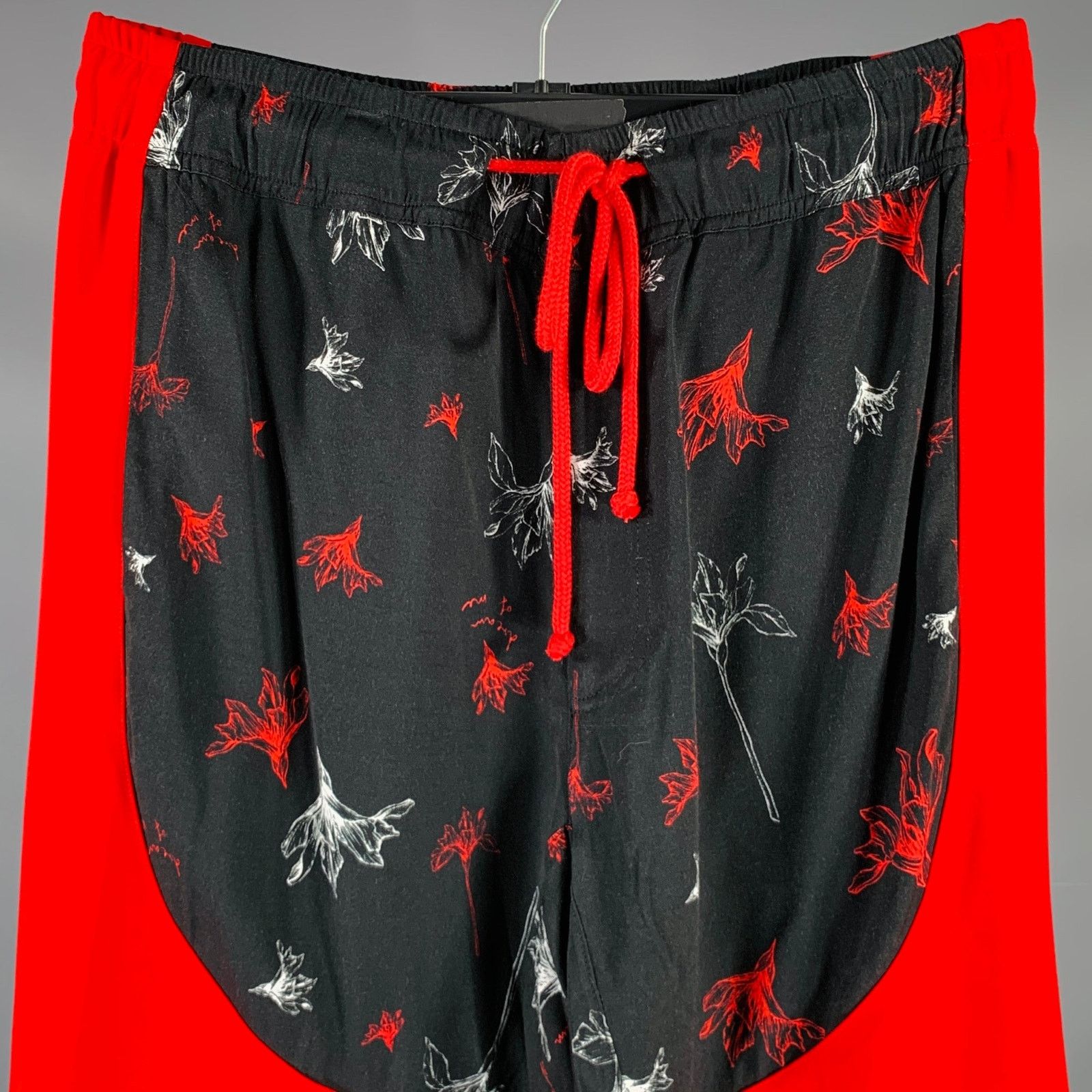 Prabal Gurung PRABAL GURUNG Size S Black Red Floral Lounge Casual Pants Size US 27 - 2 Thumbnail