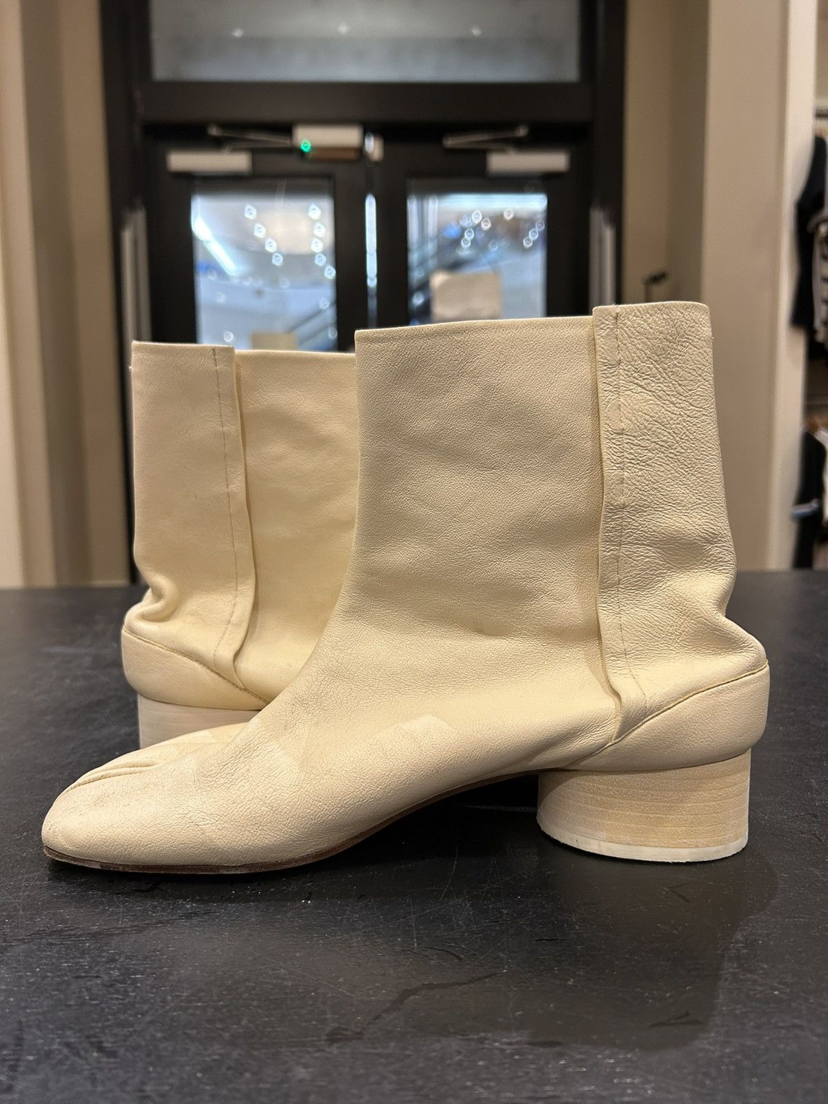 Maison Margiela Maison Margiela Tabi Leather Heels Size US 10 / IT 40 - 4 Thumbnail