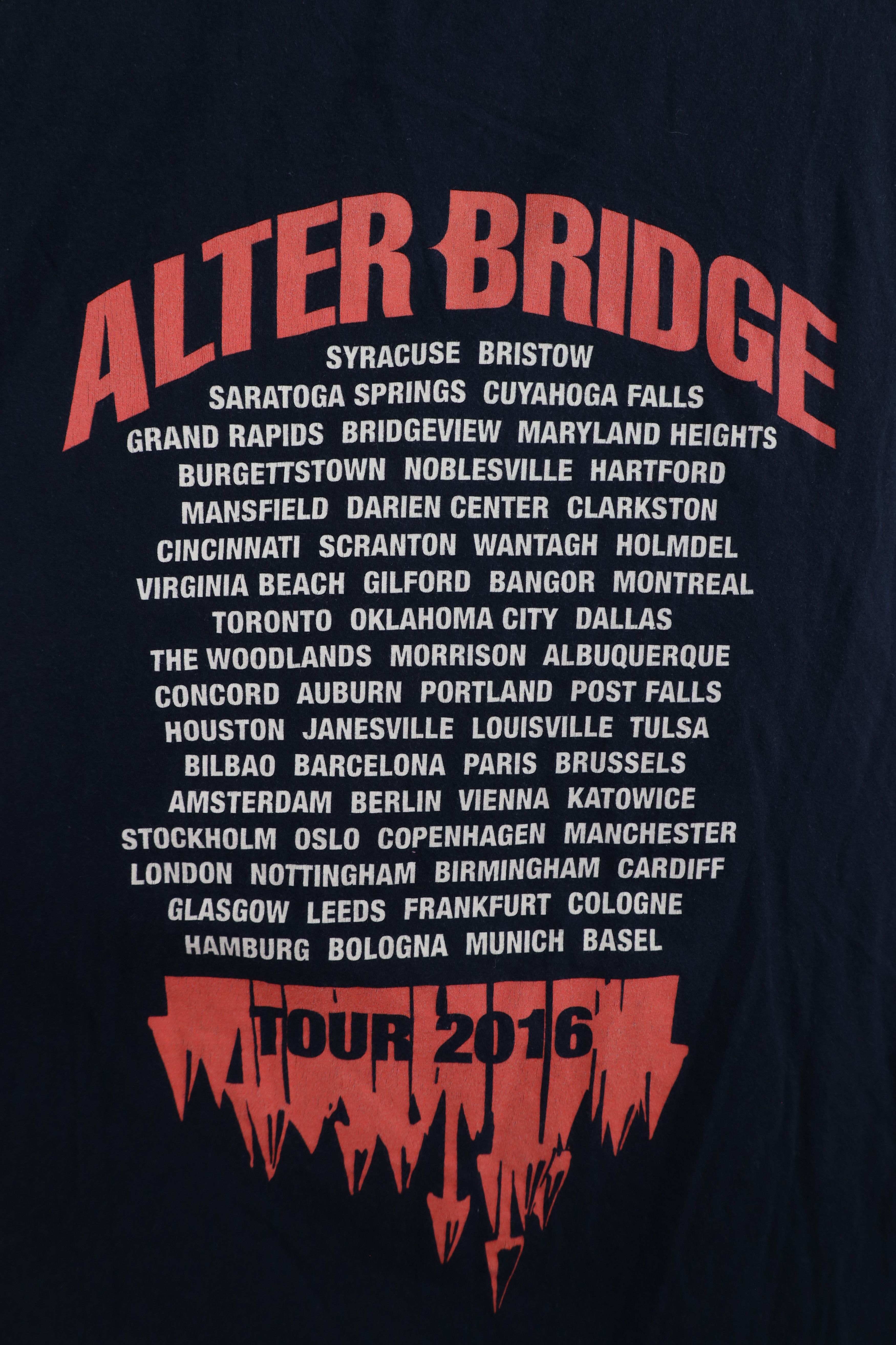 Vintage Vintage Y2K 2016 Tour Alter Bridge Band T-Shirt Black Cotton Size US M / EU 48-50 / 2 - 9 Thumbnail