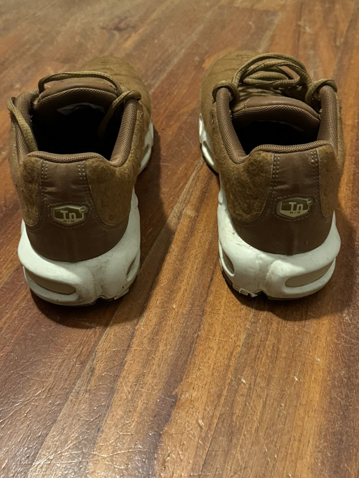 Nike Nike tn beige rare edition 2018 Size US 8.5 / EU 41-42 - 4 Thumbnail