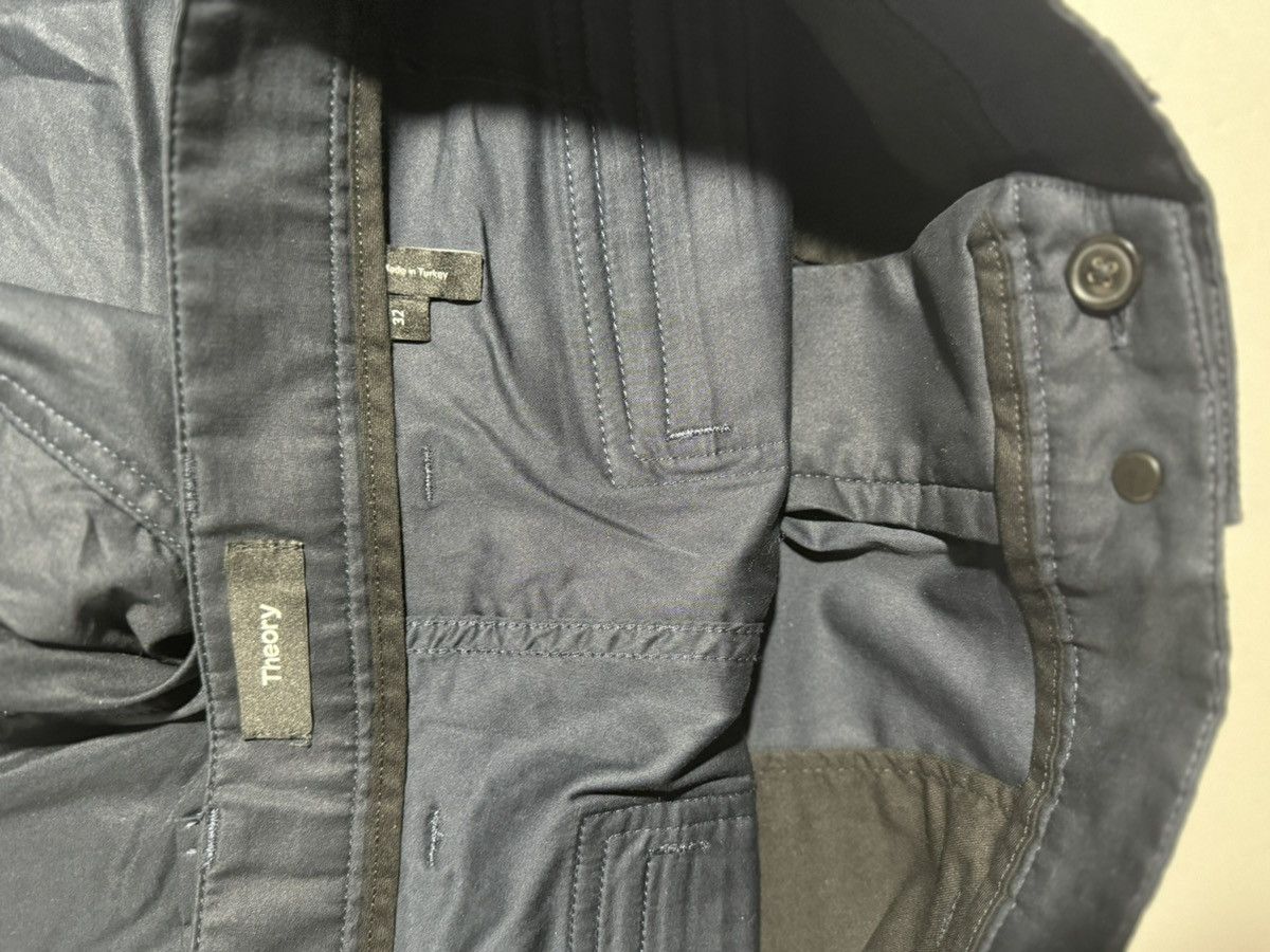 Theory Theory Navy Ditmas Cargo Shorts Size US 32 / EU 48 - 7 Thumbnail