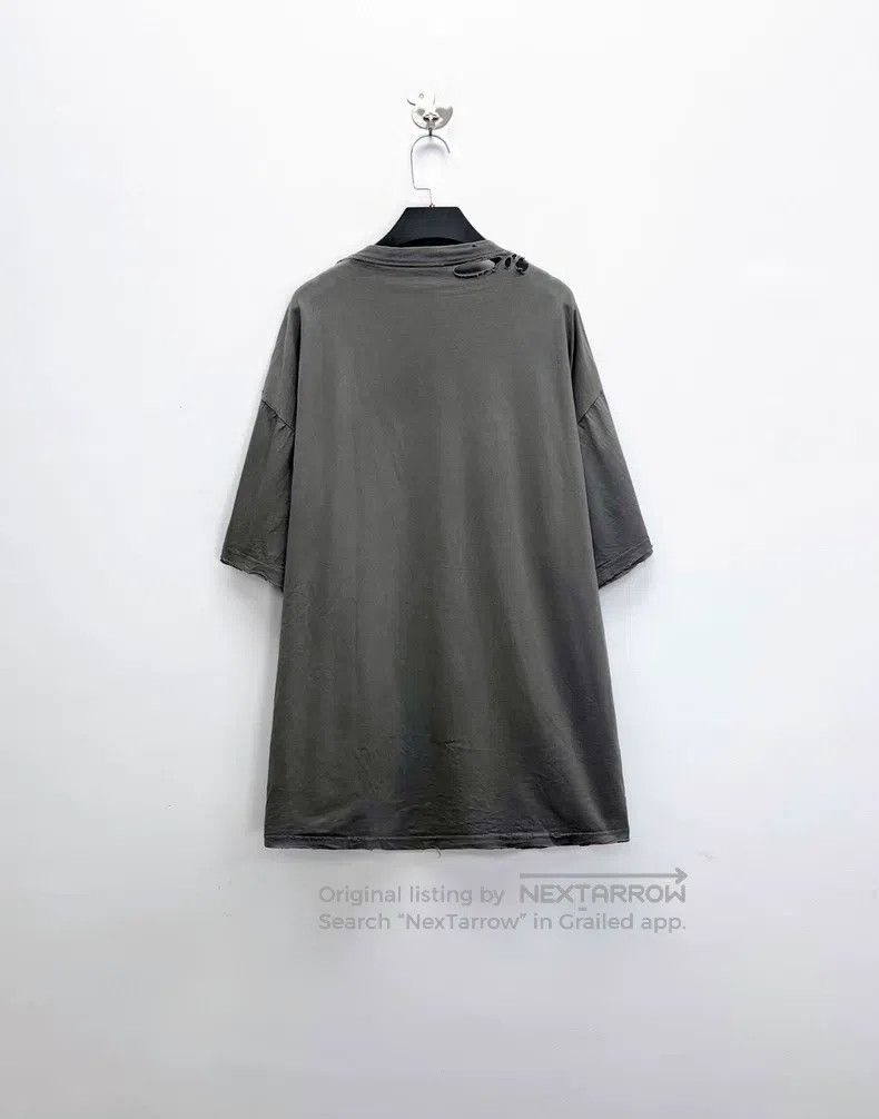 Balenciaga Balenciaga Washed and distressed letter logo damaged short Size US XL / EU 56 / 4 - 2 Thumbnail