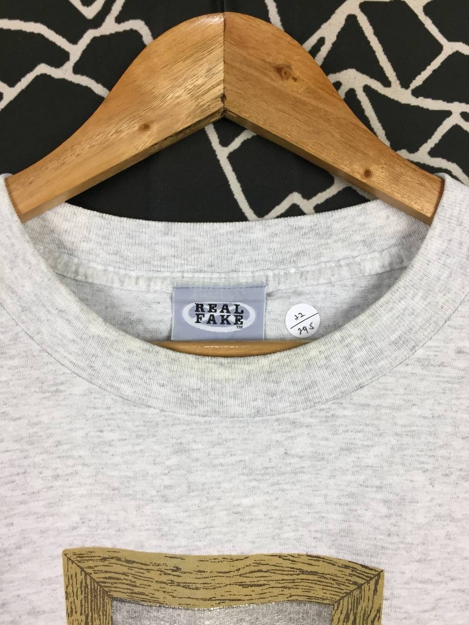 Vintage Vtg Real Fake Metallic Rectangle Print Single Stitch Tee Size US L / EU 52-54 / 3 - 4 Thumbnail