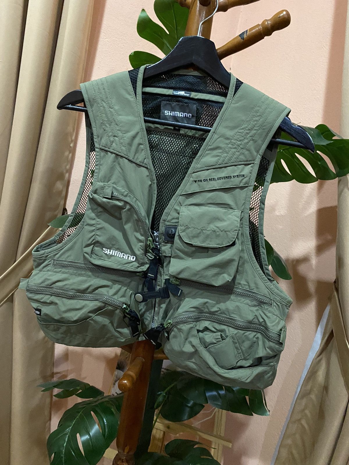 Japanese Brand VINTAGE SHIMANO UTILITY FISHING VEST JACKET Size US M / EU 48-50 / 2 - 4 Thumbnail