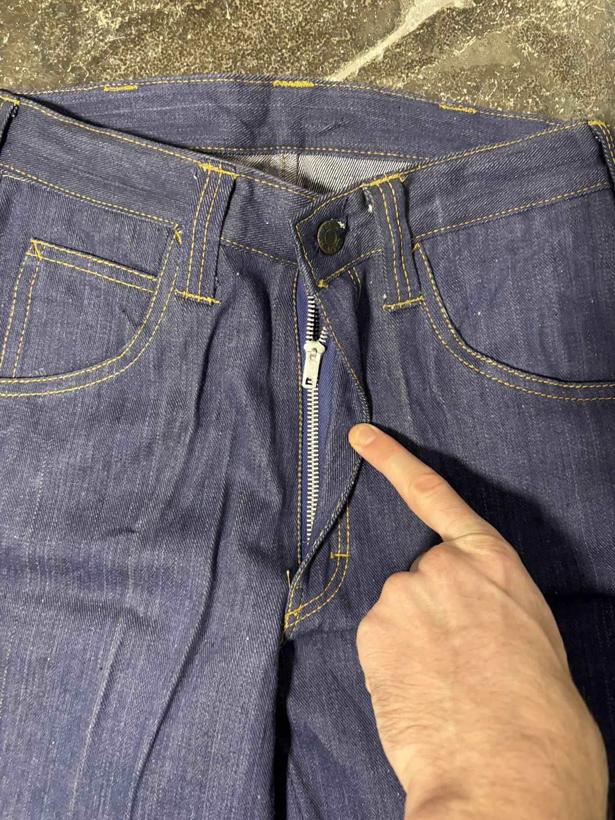 Vintage 1970s Vintage Dark Wash Denim Jeans Golden Horse Flared 70s Size 26" / US 2 / IT 38 - 5 Thumbnail