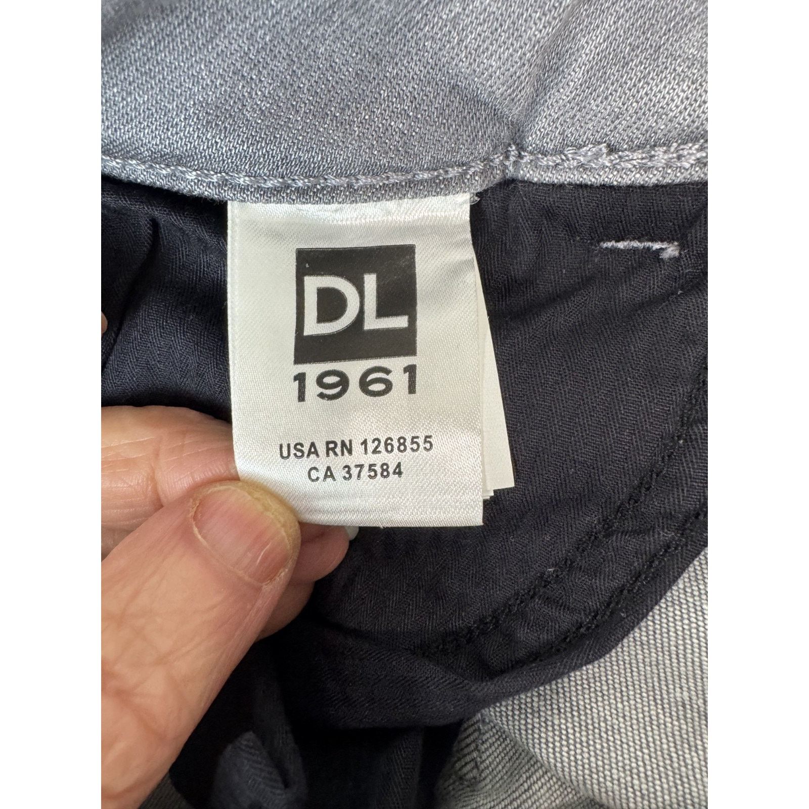 DL1961 DL1961 Jeans Emma Power Legging Gray Whisker Wash Grunge 28 Size 28" / US 6 / IT 42 - 9 Thumbnail