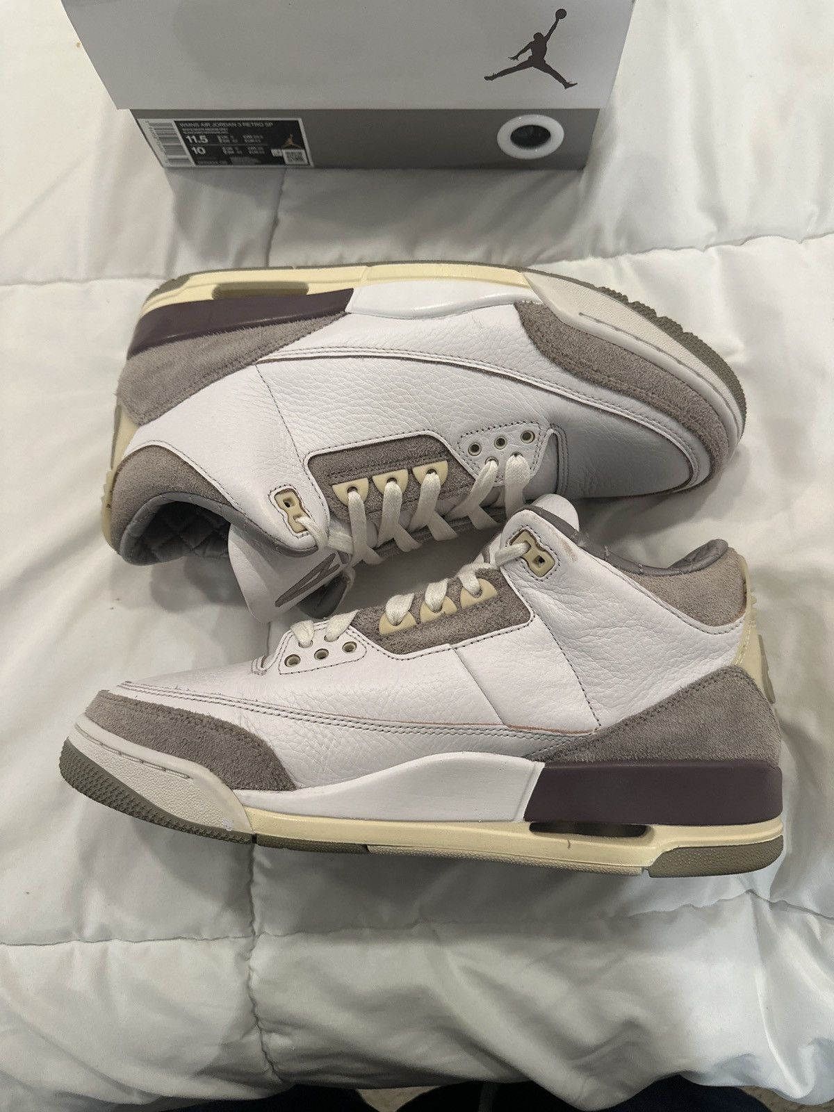 A Ma Maniere × Jordan Brand × Nike Air Jordan 3 A Ma Maniere retro Size US 10.5 / EU 43-44 - 2 Thumbnail