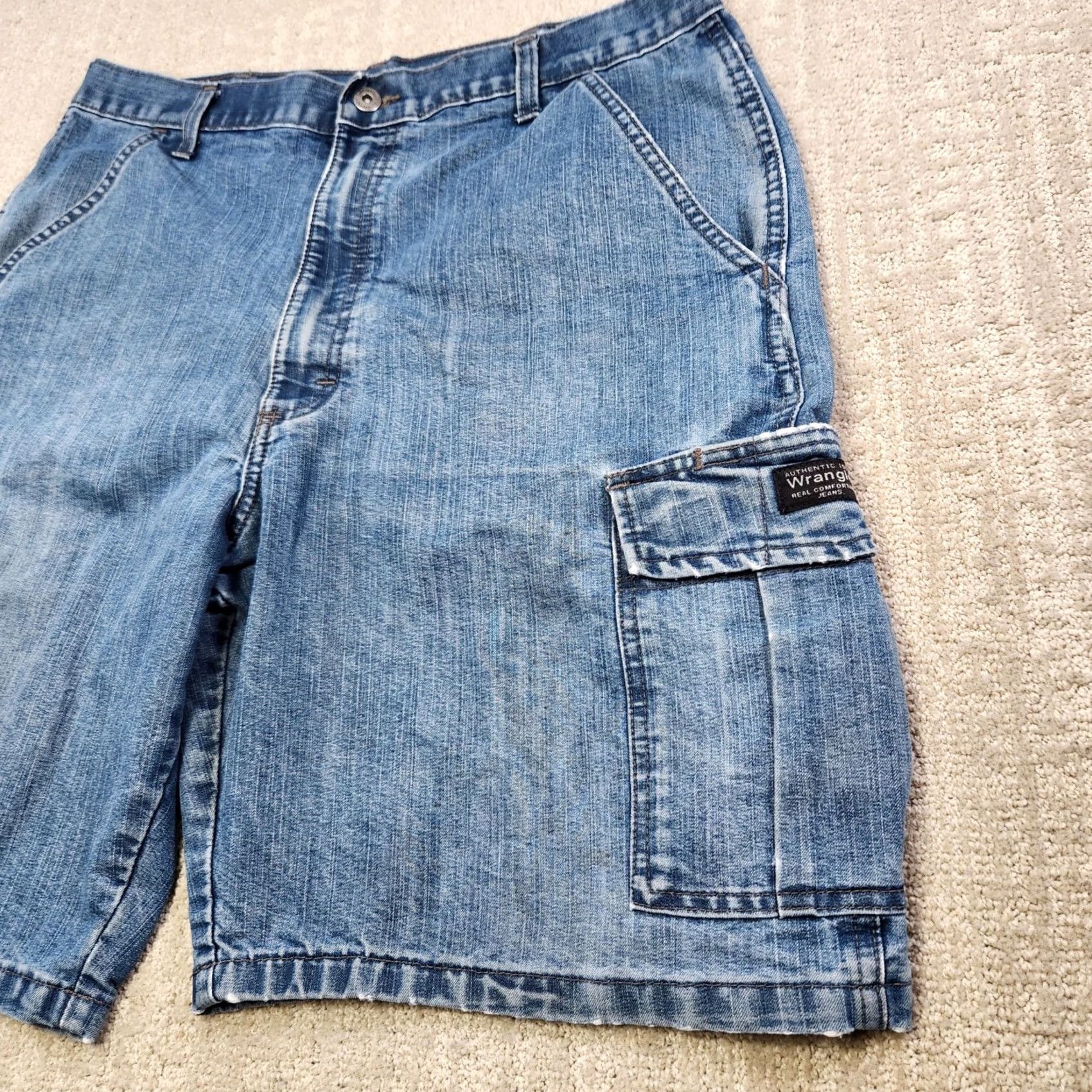 Wrangler VINTAGE Wrangler Denim Shorts Men 34 Cargo Jorts Workwear Baggy 90s Grunge Hip Hop Jeans Shorts Mens Size US 34 / EU 50 - 2 Thumbnail