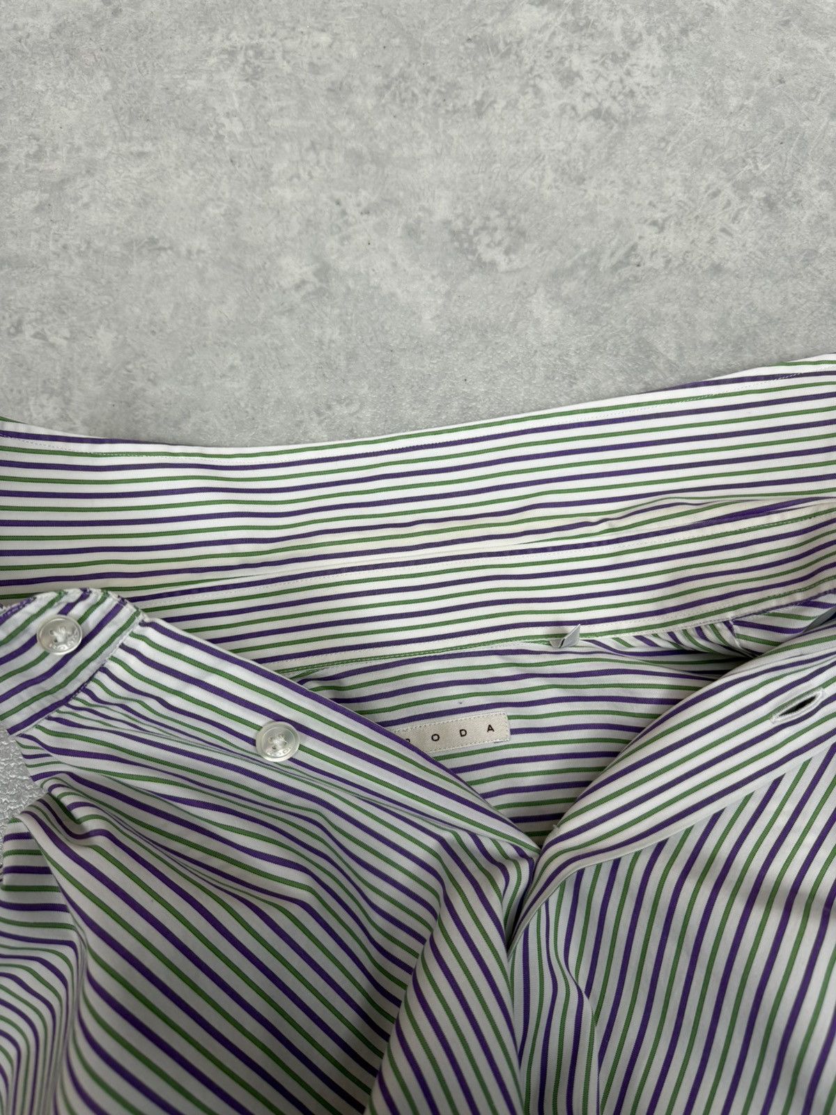 Other RODA Striped Cotton Shirt Men’s Size 42 16 1/2 Size US L / EU 52-54 / 3 - 12 Thumbnail