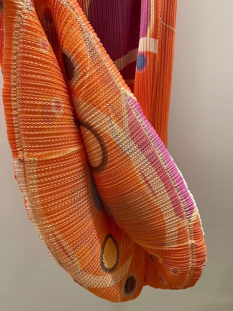 Issey Miyake Issey Miyake size:1 Vintage collectible Bubble Planet skir Size 22" - 6 Thumbnail