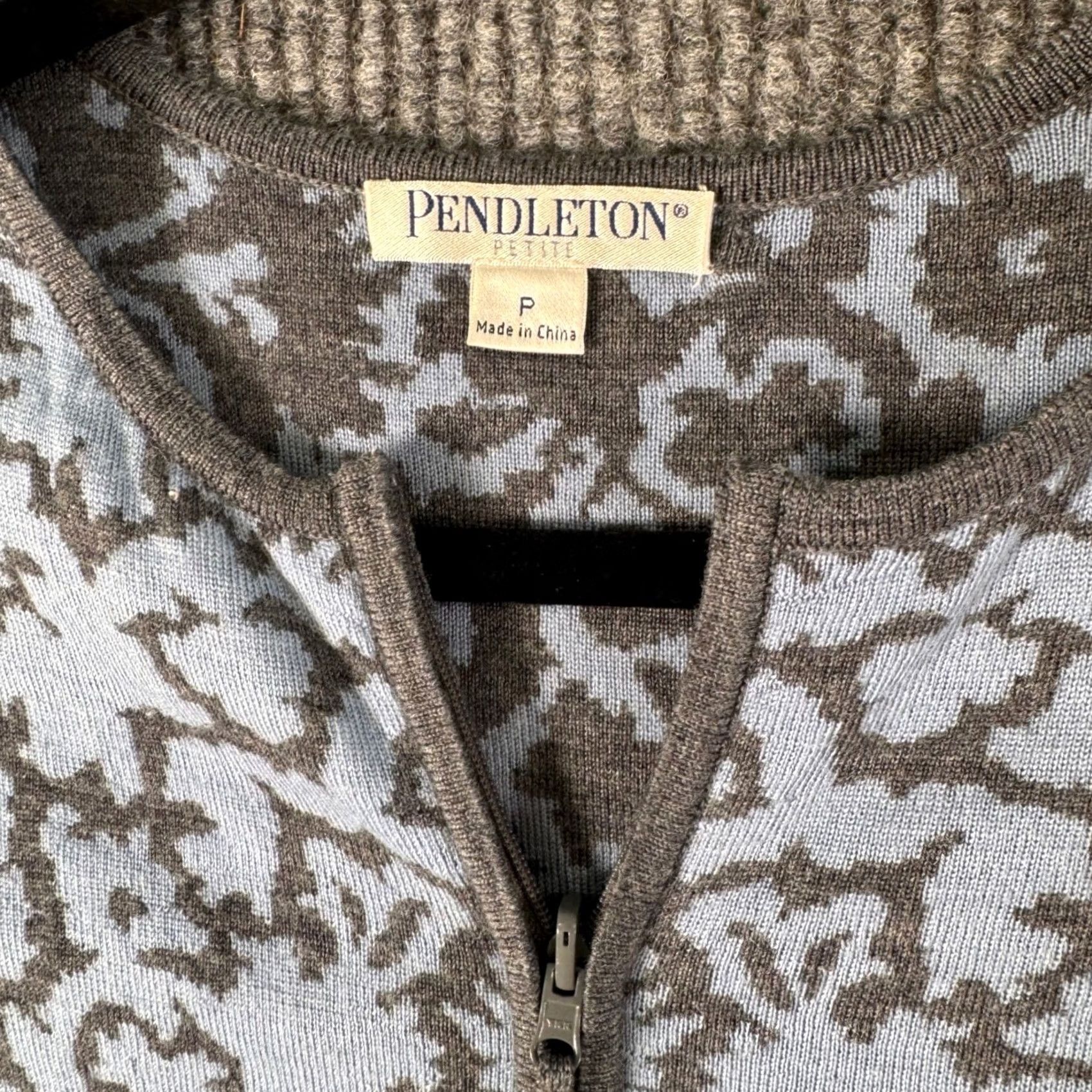 Pendleton Pendleton Petite Blue Geometric Merino Wool Zip Knit Cardigan Sweater Womens Size XXS / US 00 / IT 34 - 2 Thumbnail