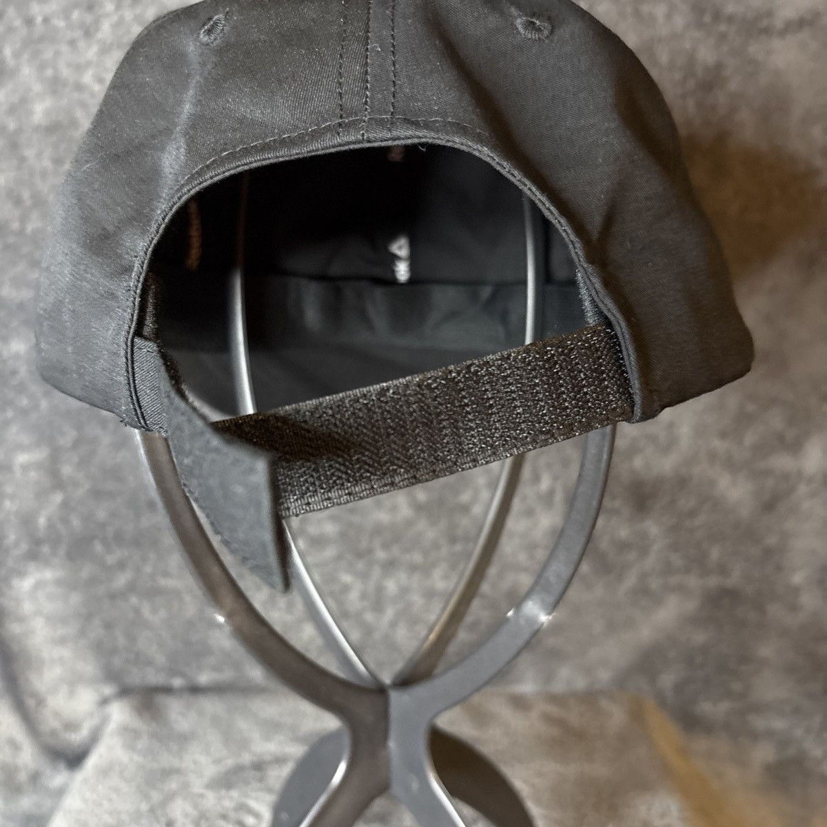 Reebok Reebok Hat Cap Strapback Black Sports Runner Mens Size ONE SIZE - 5 Thumbnail