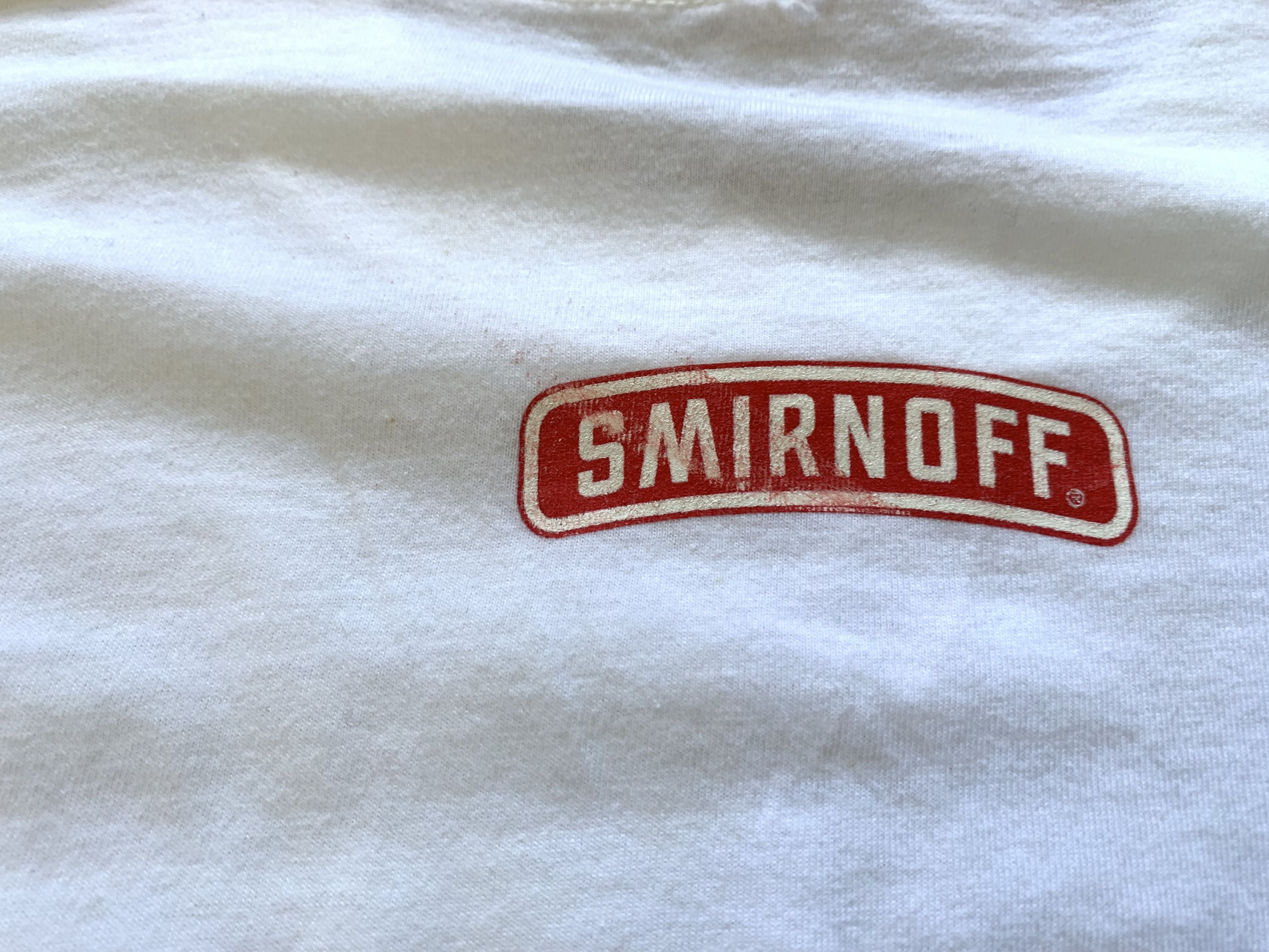 Other Vintage Smirnoff Vodka White T Shirt Size US L / EU 52-54 / 3 - 6 Thumbnail