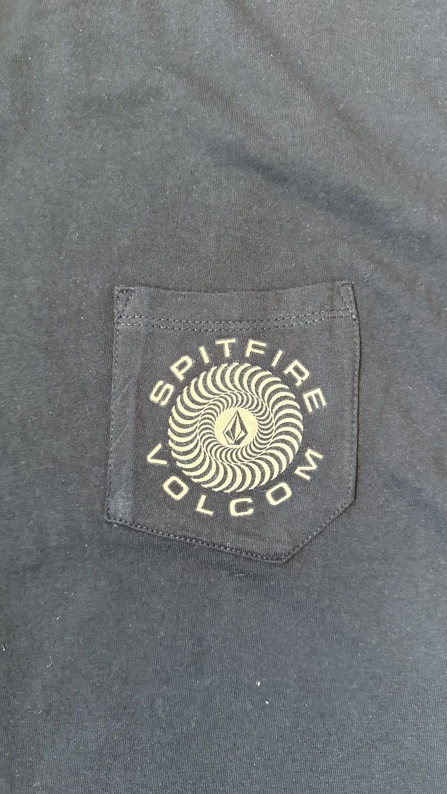 Volcom VOLCOM X SPITFIRE BRAND NEW TEE Size US S / EU 44-46 / 1 - 4 Thumbnail
