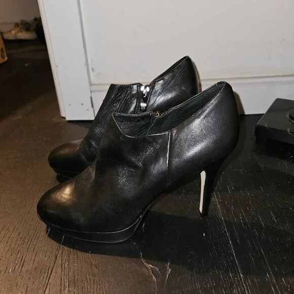 Vince Camuto Leather Vince Camuto Booties Size US 7.5 / IT 37.5 - 4 Thumbnail
