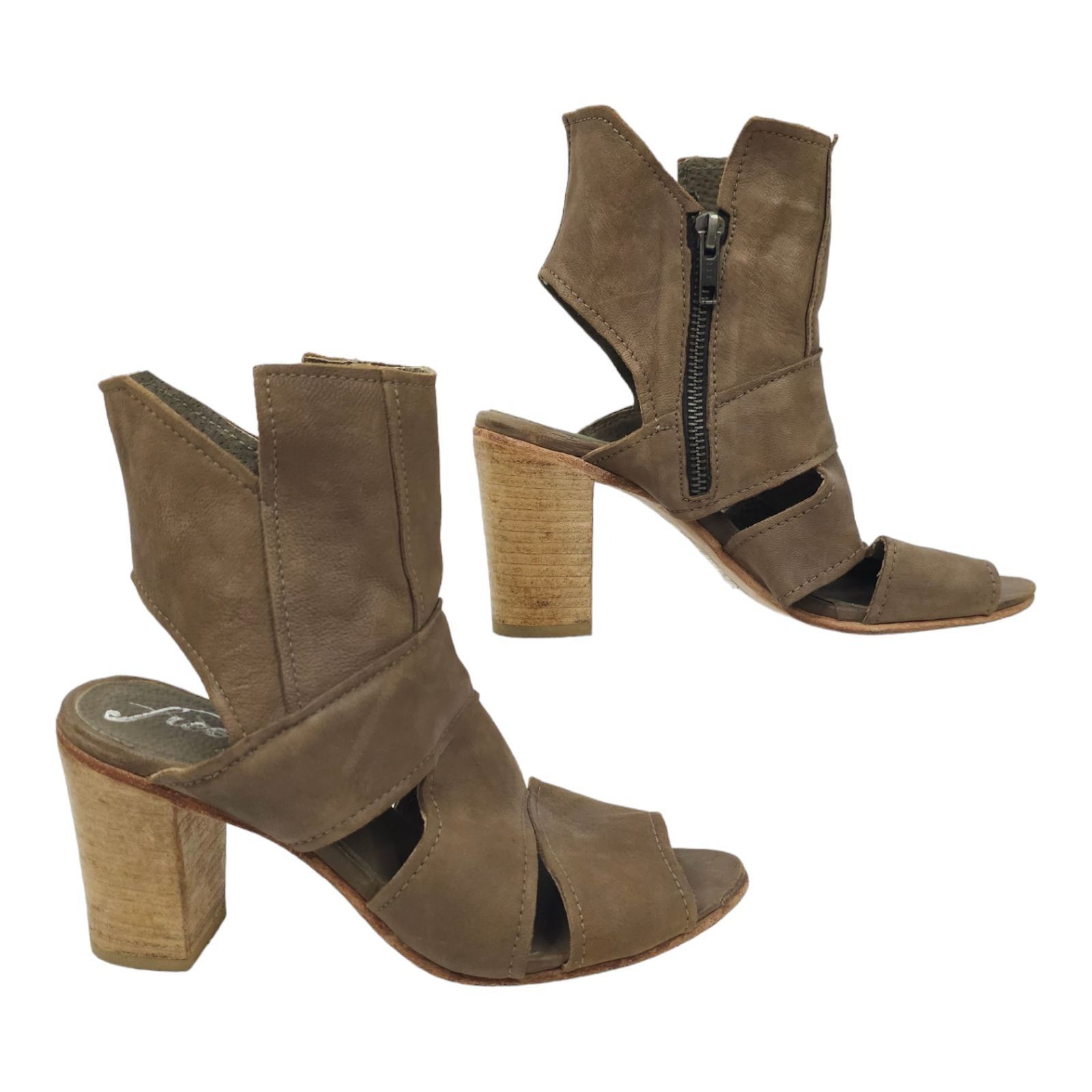 Free People Free People Effie Nubuck Cut Out Block Heel Bootie 7.5 Size US 7.5 / IT 37.5 - 1 Thumbnail
