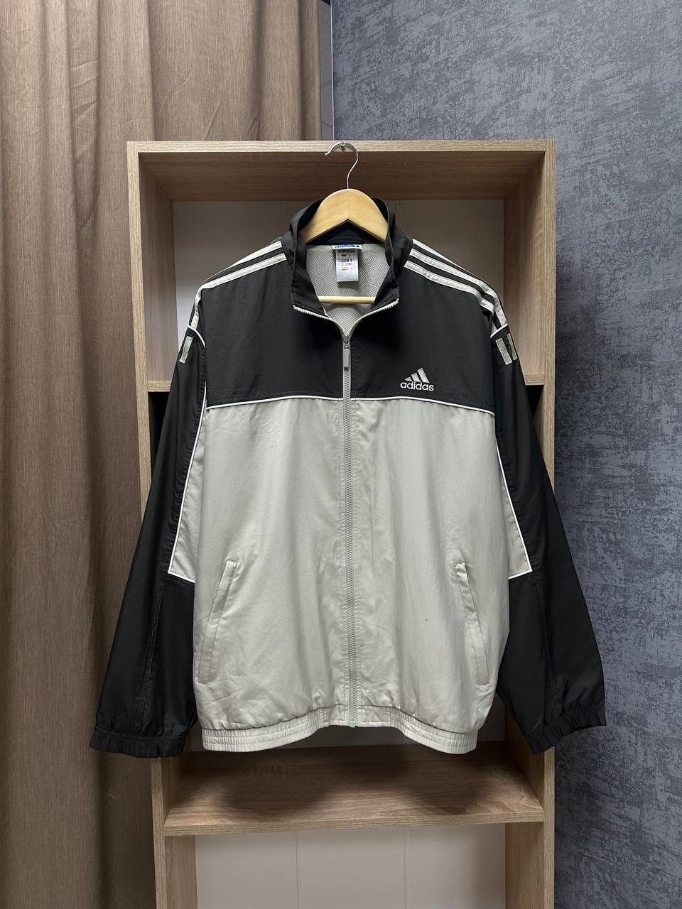 Adidas × Vintage Vintage Adidas Nylon Beige Full Zip Jacket Size US M / EU 48-50 / 2 - 7 Thumbnail
