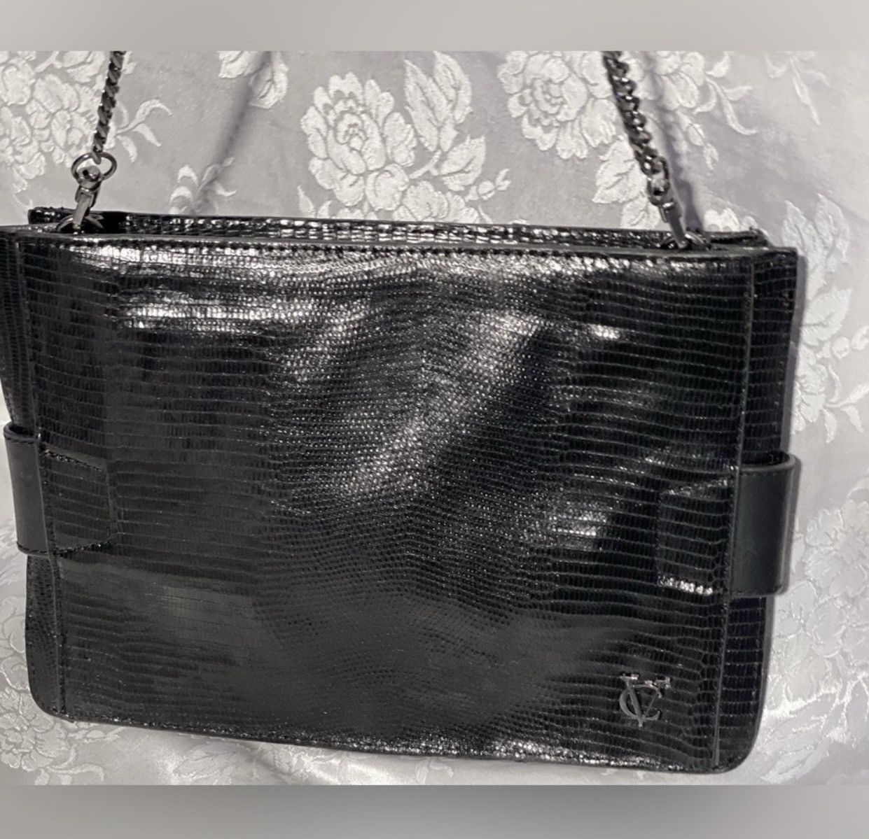 Vince Camuto Vince Camuto Signature Snakeskin Leather Chain Shoulder Bag Size ONE SIZE - 5 Thumbnail