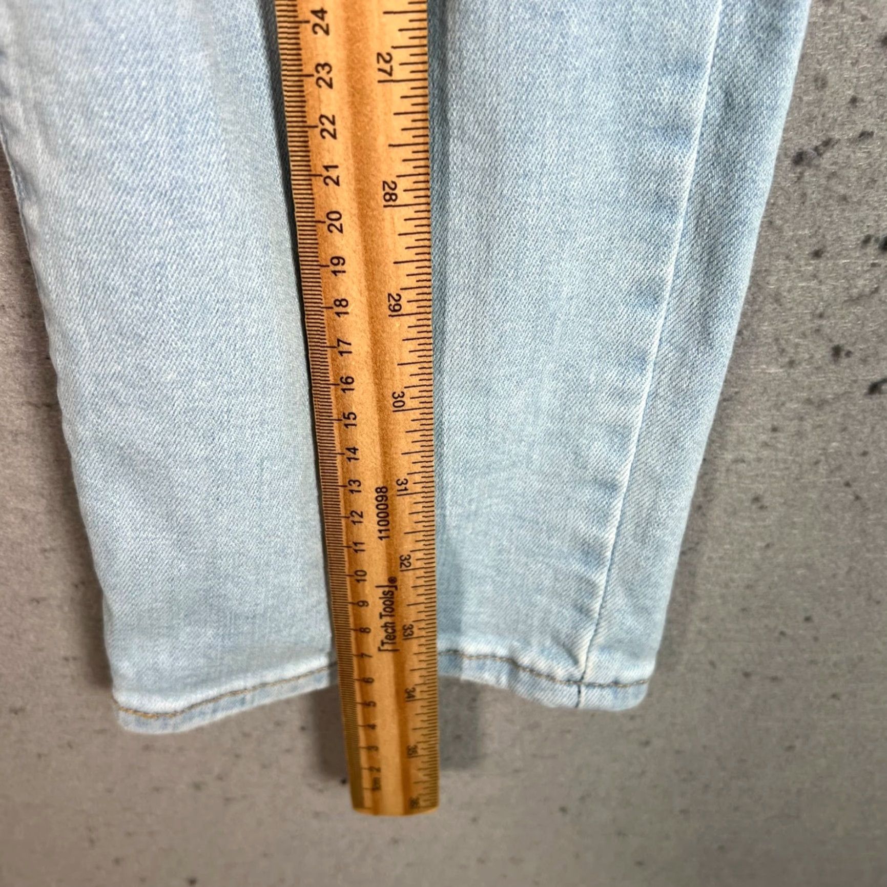 Levi's VINTAGE Levi's 724 High Rise Straight Crop Light Wash Jeans Distressed Womens Size 30 Womens Jeans Size 30" / US 8 / IT 44 - 5 Thumbnail