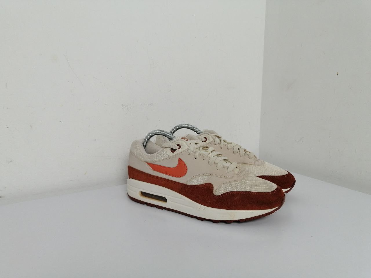 Nike Nike Air max 1 Mars Stone Size 9.5 Men Size US 9.5 / EU 42-43 - 3 Thumbnail