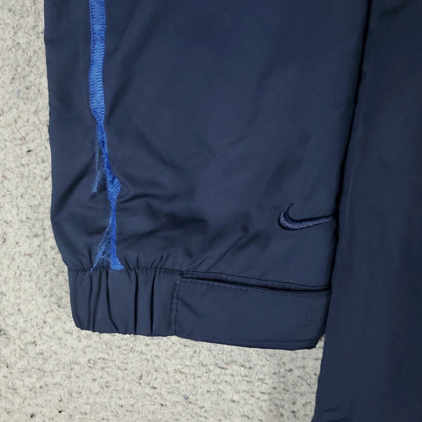 Nike Nike Jacket Mens M Blue Full Zip Windbreaker Jacket Sports Nike Size US M / EU 48-50 / 2 - 6 Thumbnail