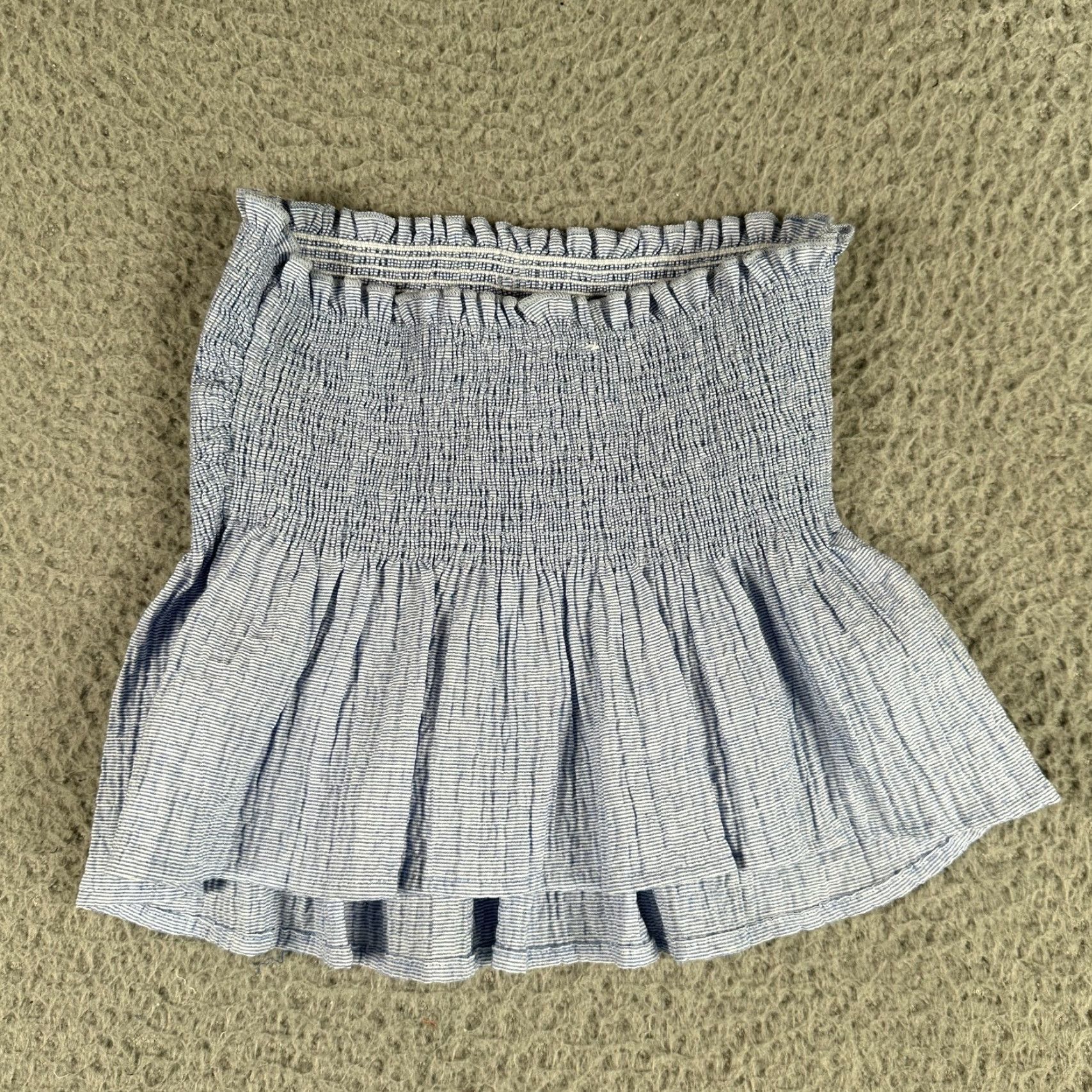 Urban Outfitters VINTAGE Urban Renewal Remade Smocked Seersucker Tube Top XS Blue Shirt Tank Women Sleeveless XS Blue Urban Renewal Remade Smocked Seersucker Tube Top Size XS / US 0-2 / IT 36-38 - 4 Thumbnail