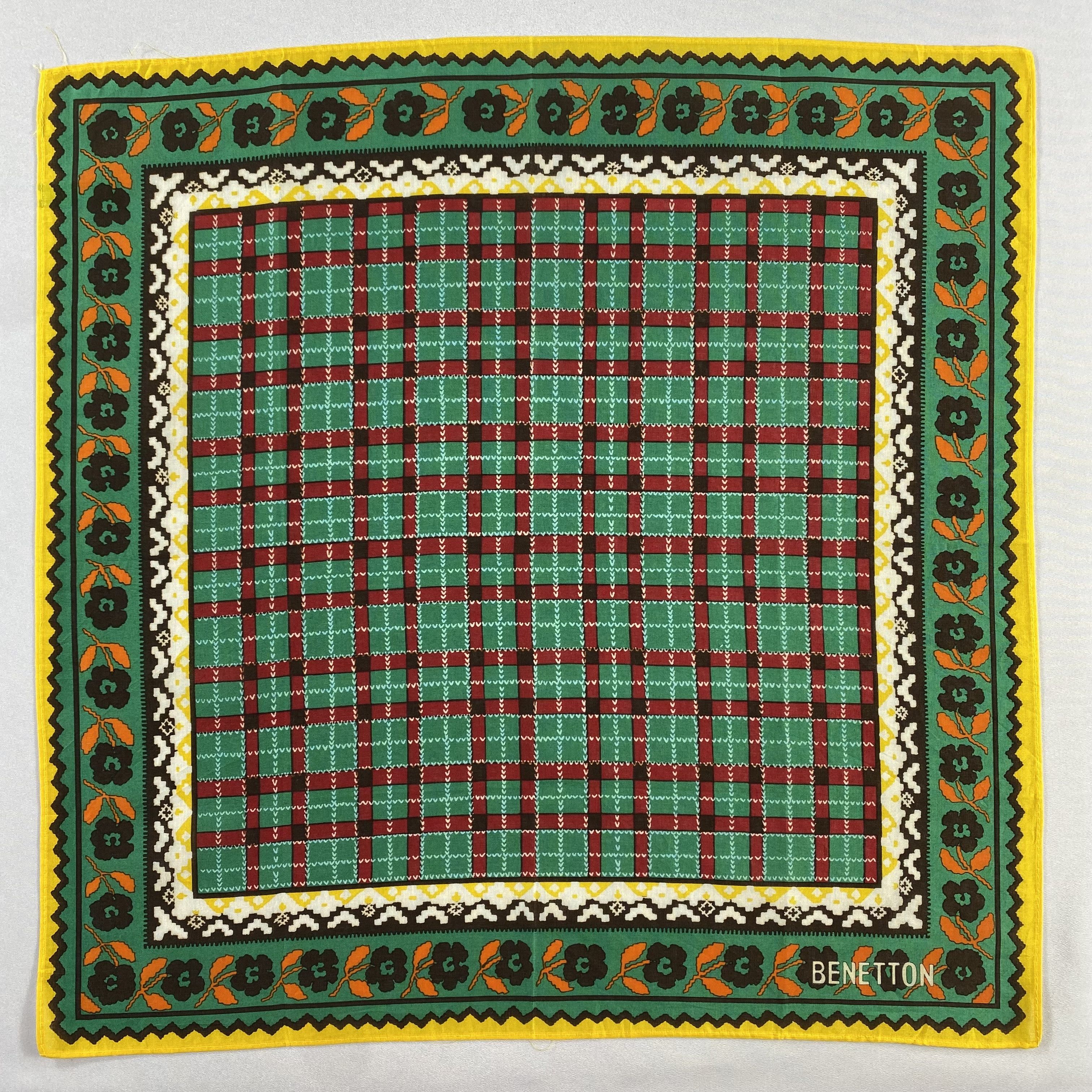 Benetton Neckerchief / Bandana / Handkerchief-P647