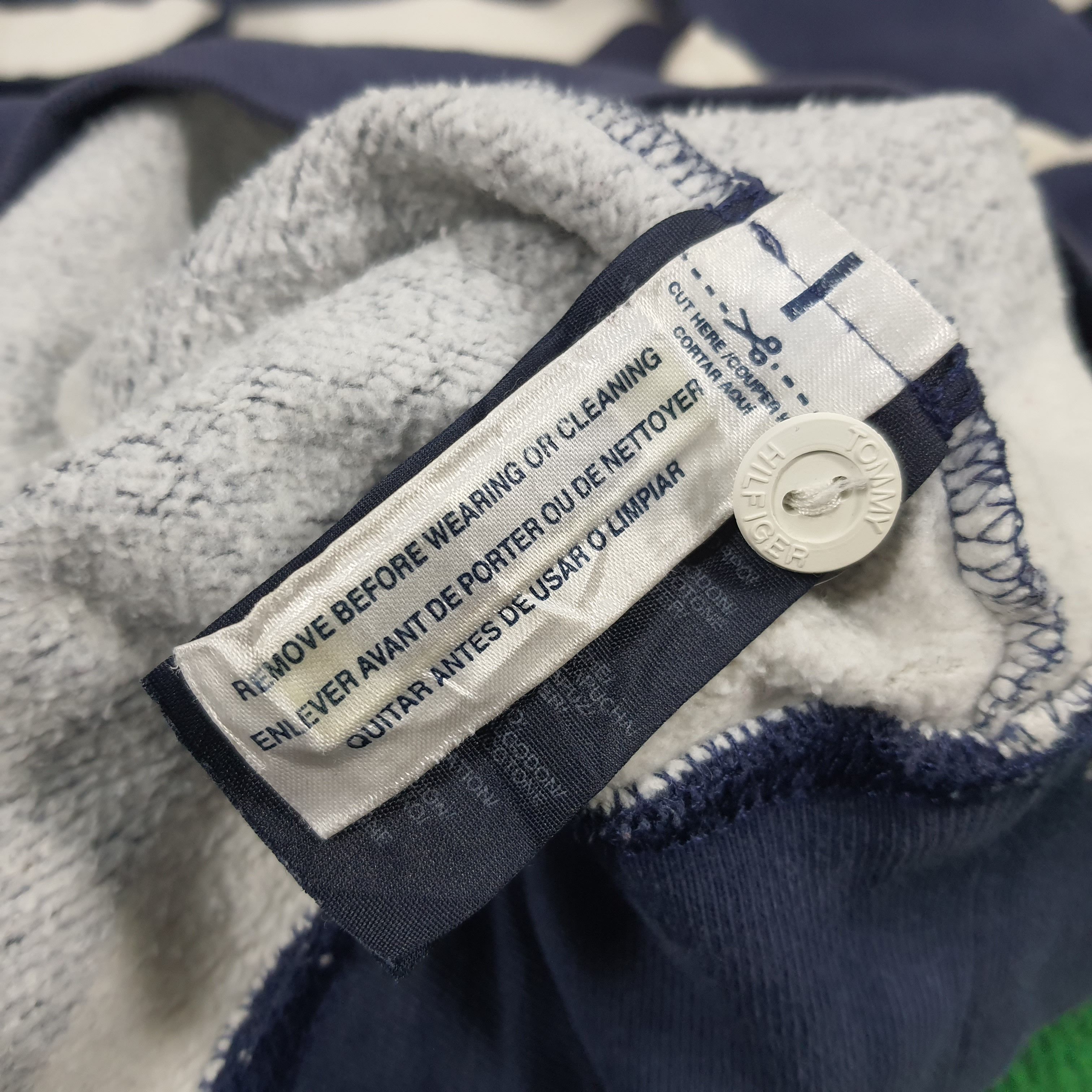 Tommy Hilfiger Vintage Tommy Hilfiger Striped Hoodies Size US XL / EU 56 / 4 - 6 Thumbnail