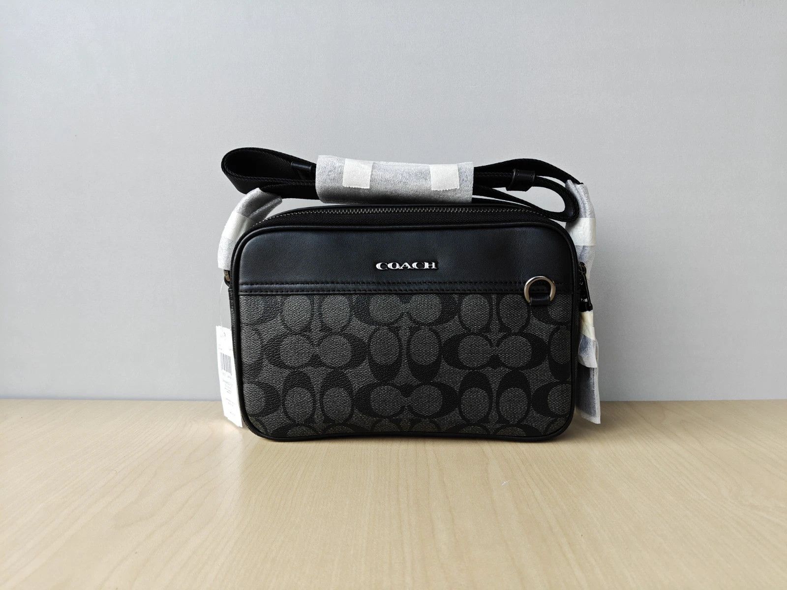 Coach Coach UNISEX Graham Crossbody Bag In Signature Canvas T Size ONE SIZE - 1 Thumbnail