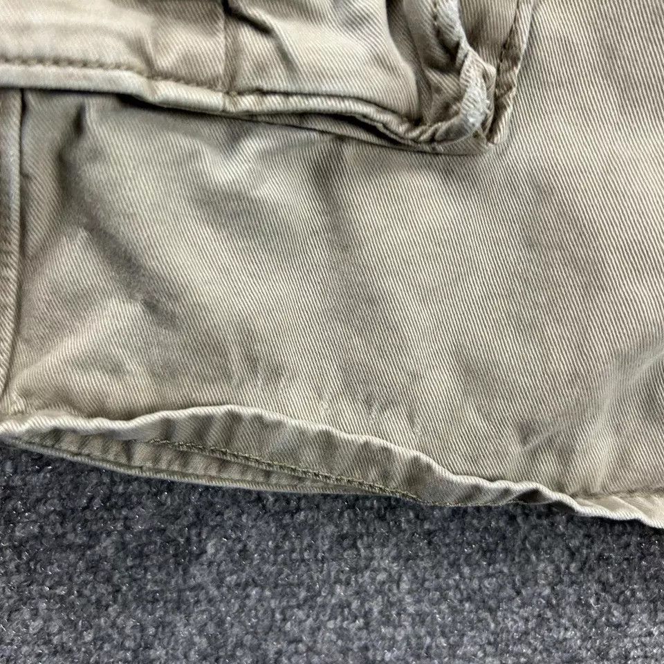 Levi's Levi's Shorts Mens 40 Cargo Hiking Distressed 100% Adults Size US 40 / EU 56 - 3 Thumbnail