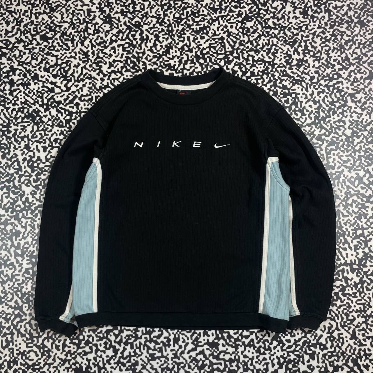 Nike Vintage 90s Nike Swoosh Retro Style Boxy Sweatshirt Size S / US 4 / IT 40 - 1 Thumbnail