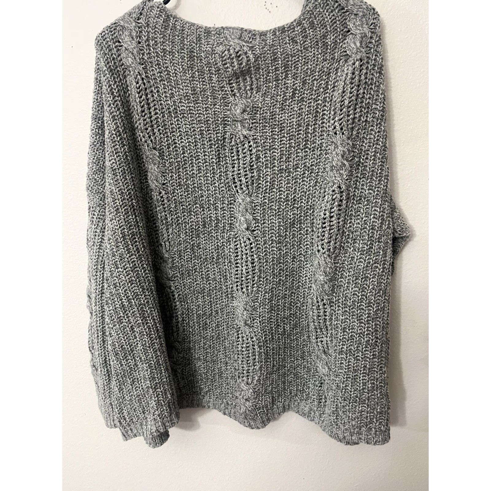 Express Express Womens Pullover Sweater Metallic Gray Scoop Knit M/L Size Express Size M / US 6-8 / IT 42-44 - 3 Thumbnail