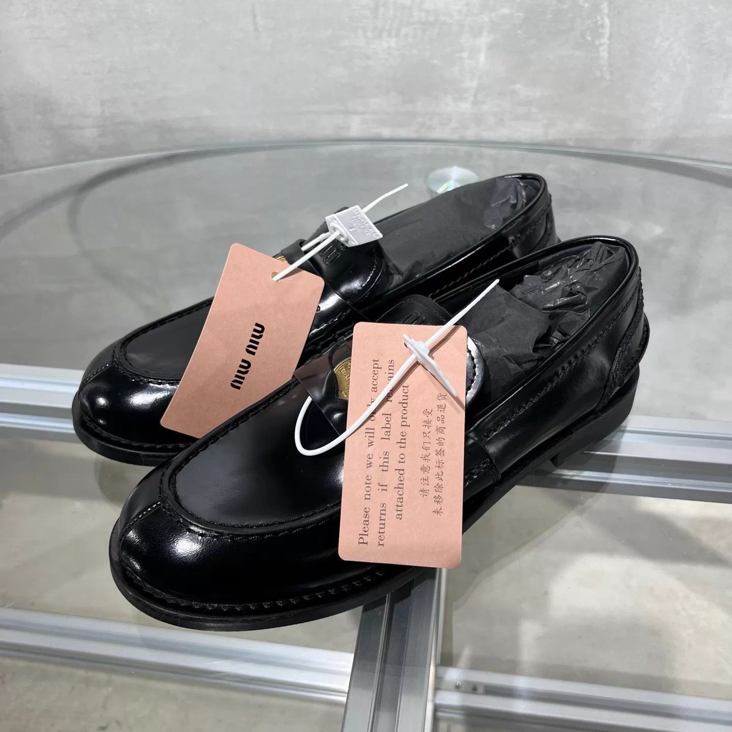 Miu Miu Miu Miu 25SS Gold Coin Loafer 36.5 Size US 6 / IT 36 - 2 Thumbnail