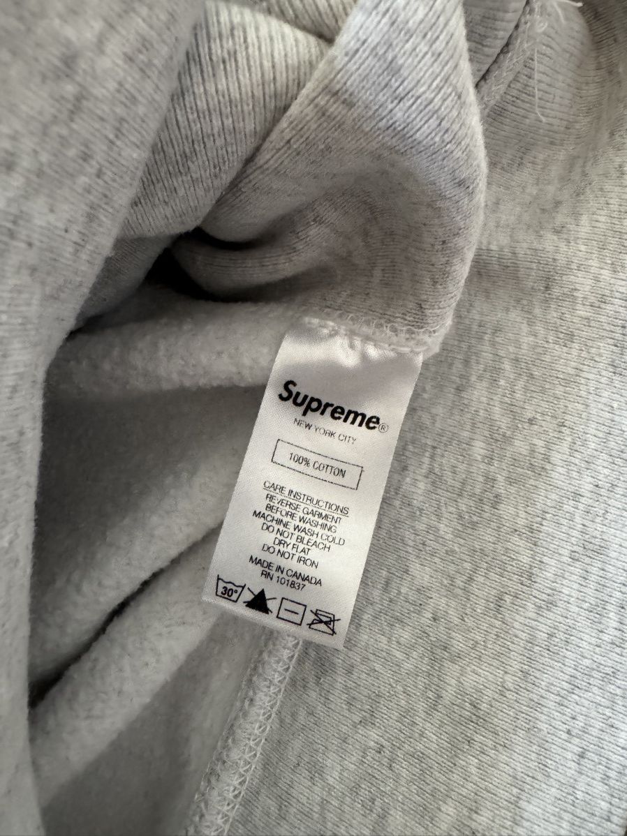 Supreme Supreme made in canada Size US L / EU 52-54 / 3 - 11 Thumbnail