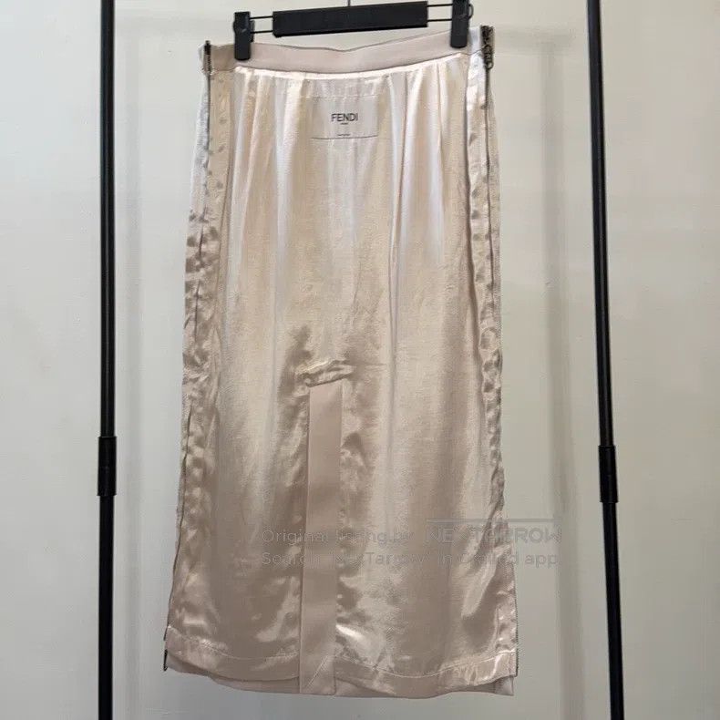 Fendi Fendi Beige Pencil Skirt Size 25" / US 0 / IT 36 - 2 Thumbnail