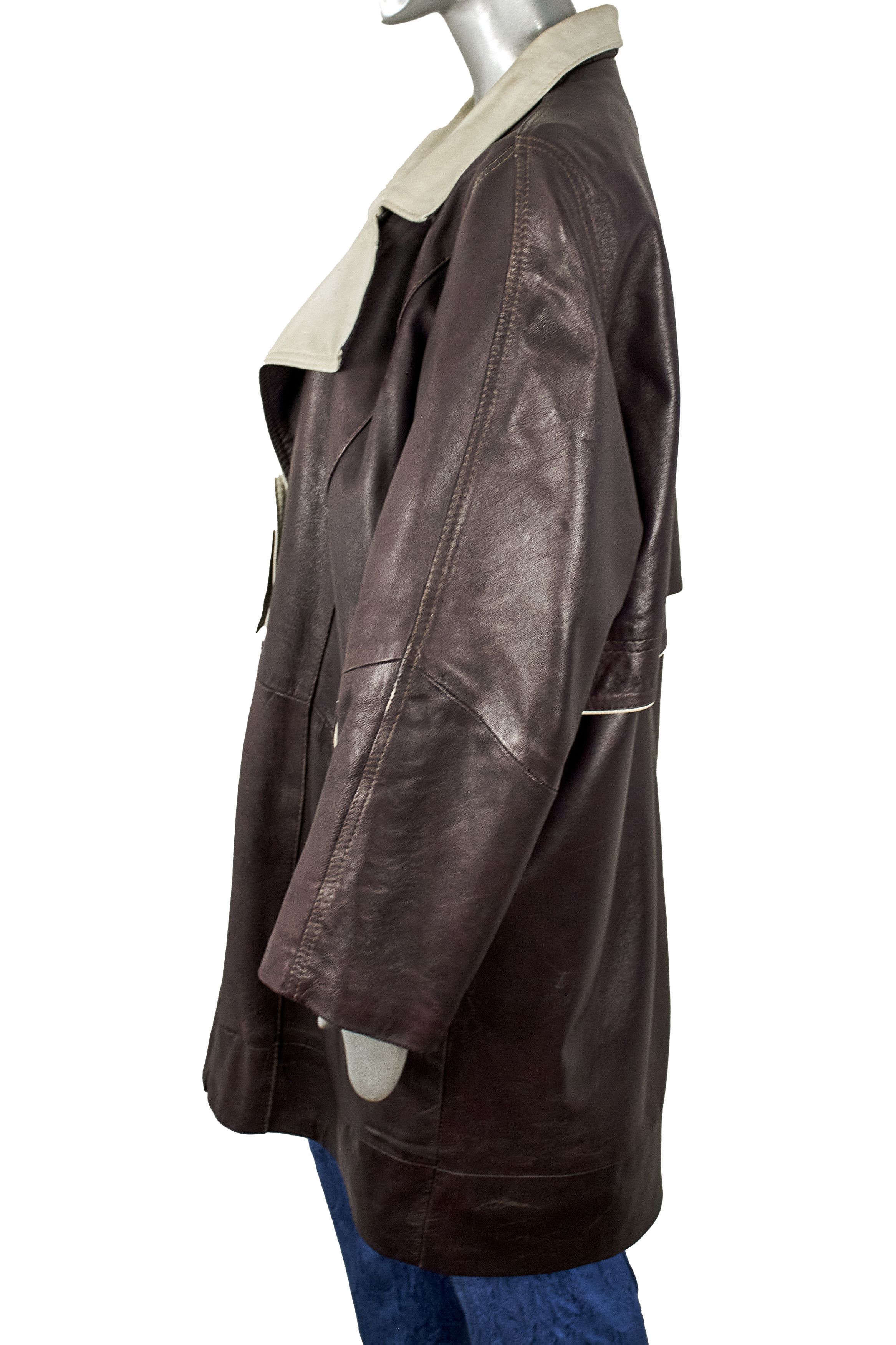 Valentino Rare vintage Valentino women's leather coat, raincoat cloak Size XL / US 12-14 / IT 48-50 - 6 Thumbnail