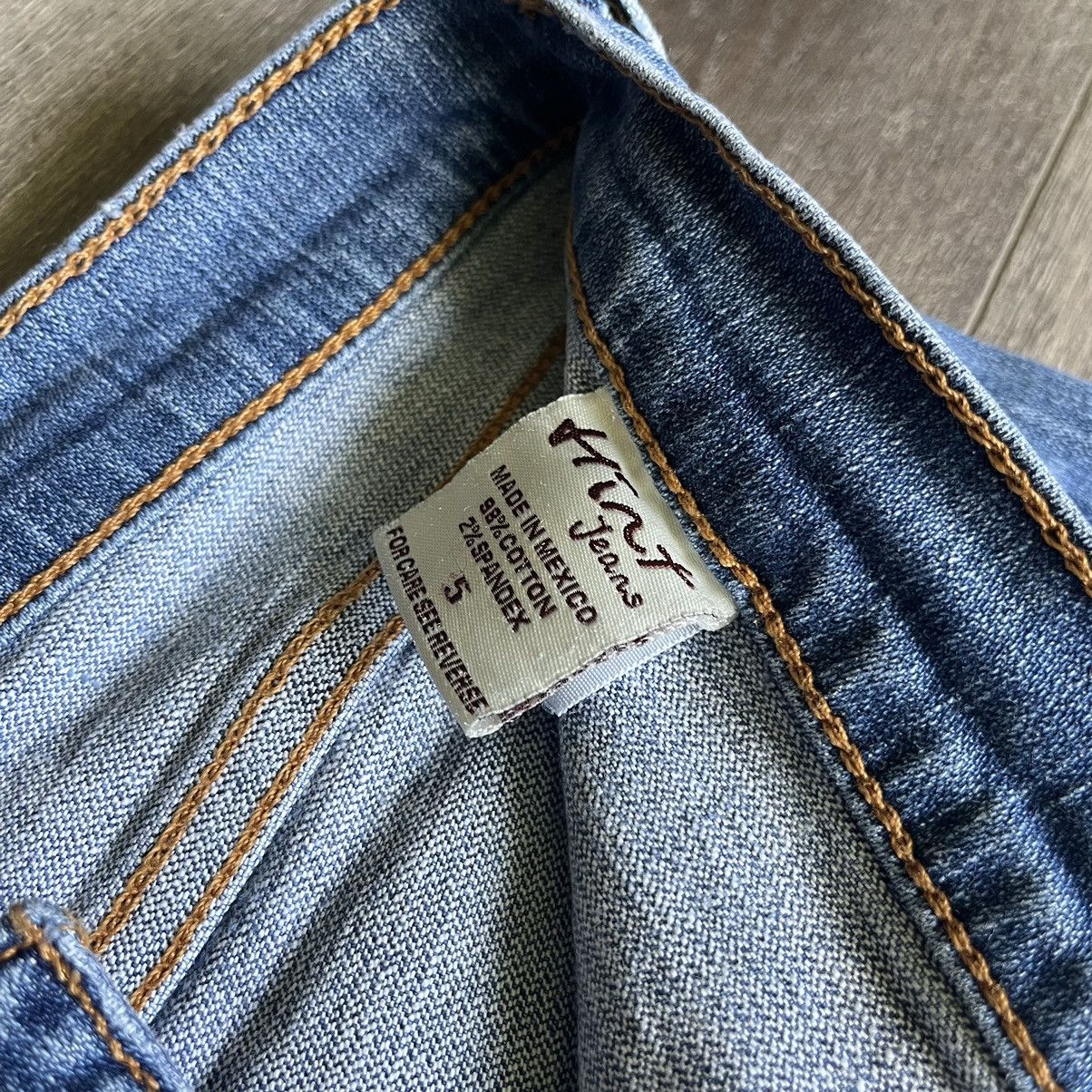 Vintage Vintage Y2K Hint Jeans Low Rise Flare Boot Cut Denim Jeans 5 Size 27" / US 4 / IT 40 - 8 Thumbnail