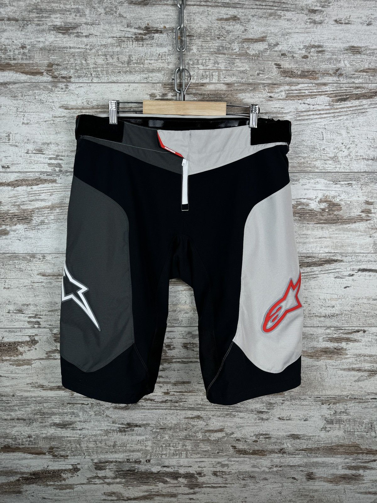 Alpinestars Mens Alpinestars vector shorts racing size 38 motorcycle Size US 38 / EU 54 - 1 Thumbnail