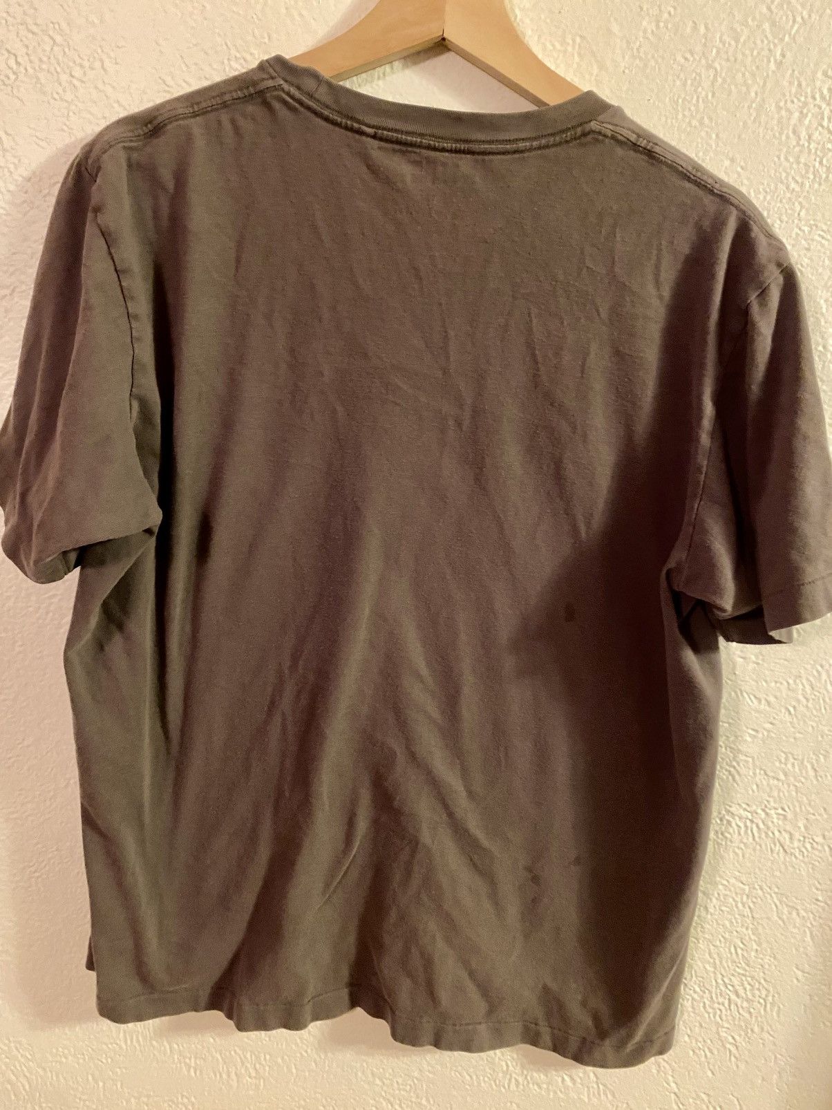 Kaws × Uniqlo Kaws x Uniqlo Tee Size US L / EU 52-54 / 3 - 2 Thumbnail