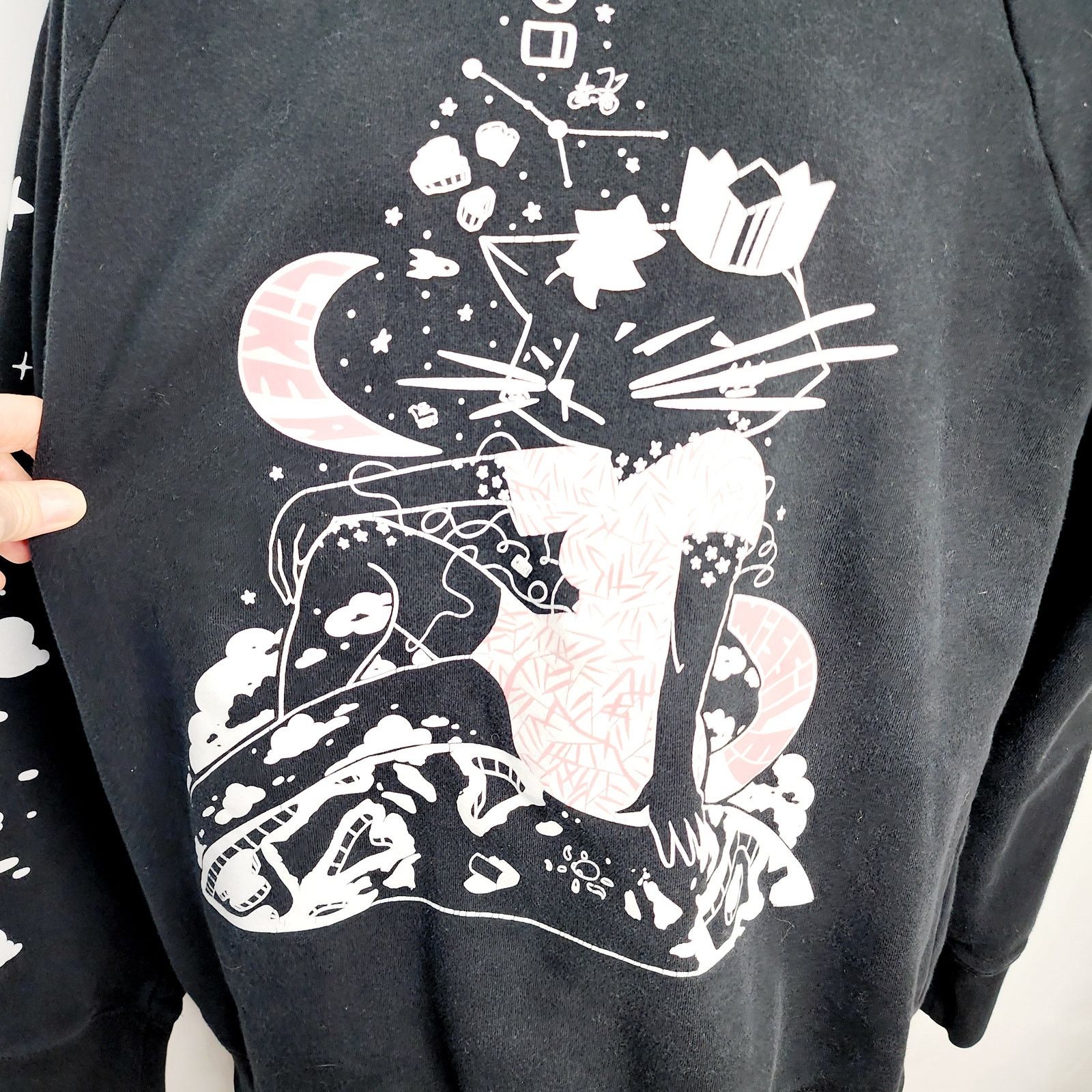 Other Aesumi Women's Black Princess Cat Graphic Sweatshirt Size M / US 6-8 / IT 42-44 - 3 Thumbnail