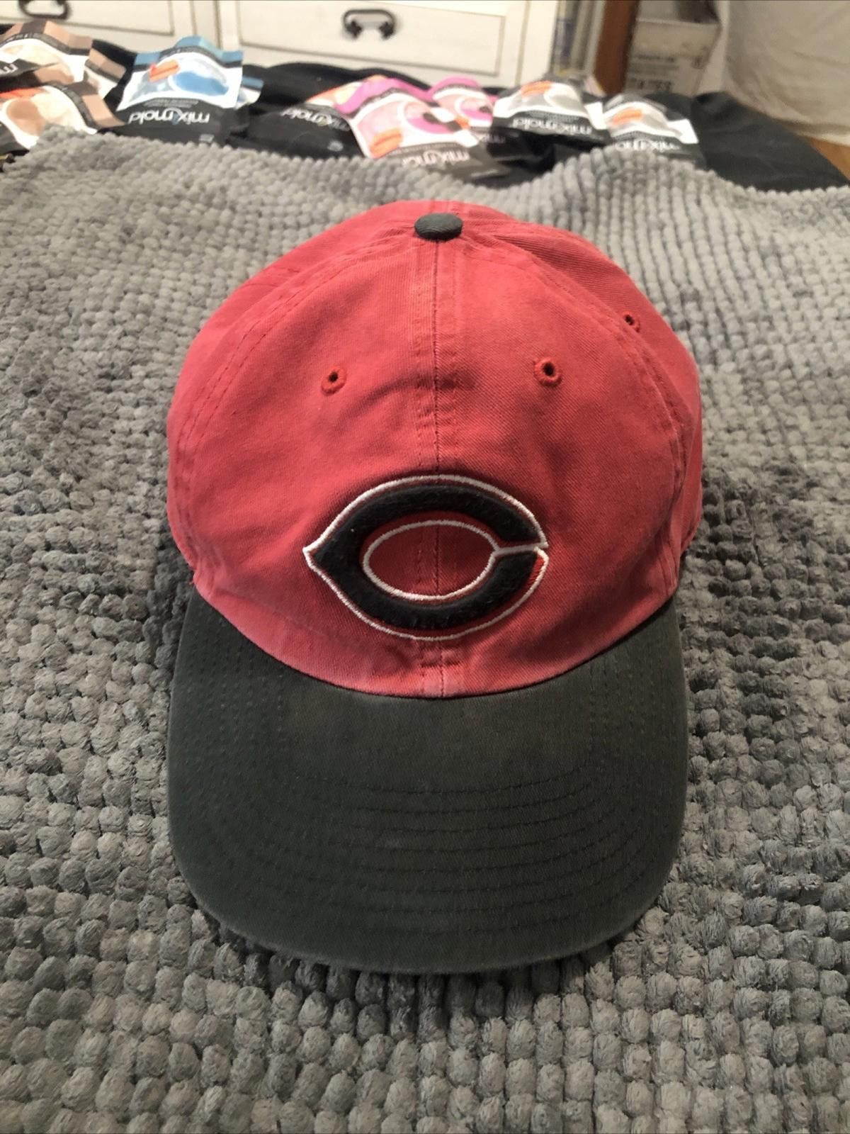 47 Cincinnati Reds 47 Black Bill & Black Logo Hat Red Black Size ONE SIZE - 1 Thumbnail