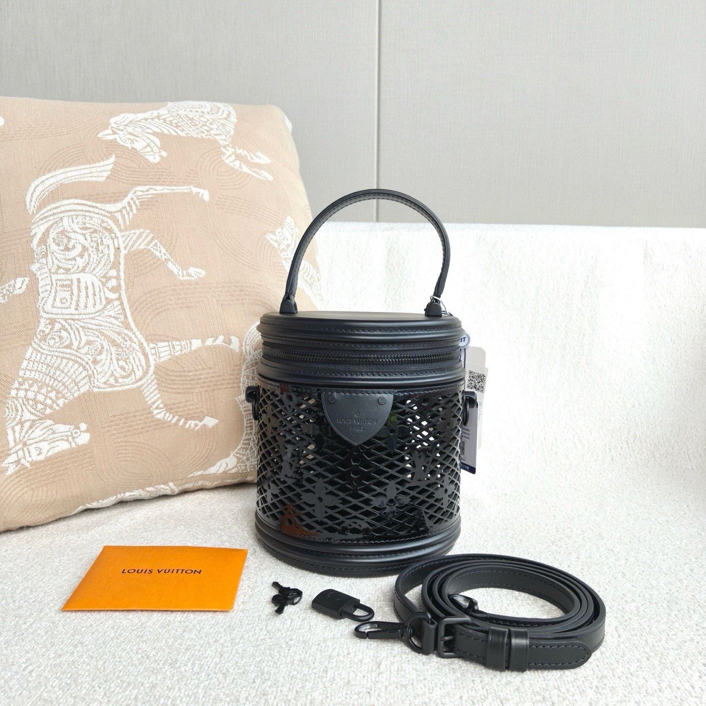 Louis Vuitton Pre-loved Bag Very good condition Size ONE SIZE - 1 Thumbnail