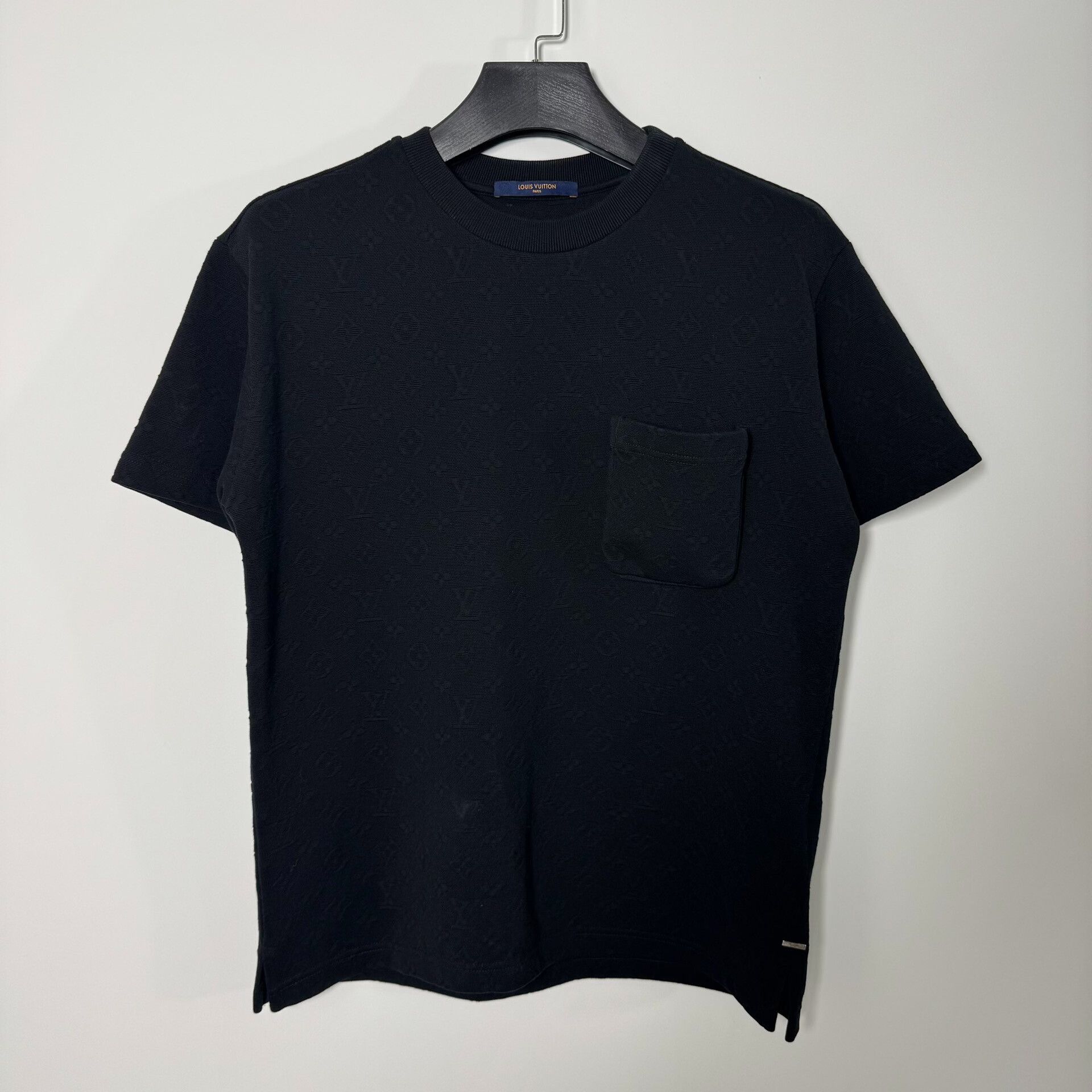 Louis Vuitton Louis Vuitton Monogram Jacquard Pocket T-Shirt S Size US S / EU 44-46 / 1 - 1 Thumbnail