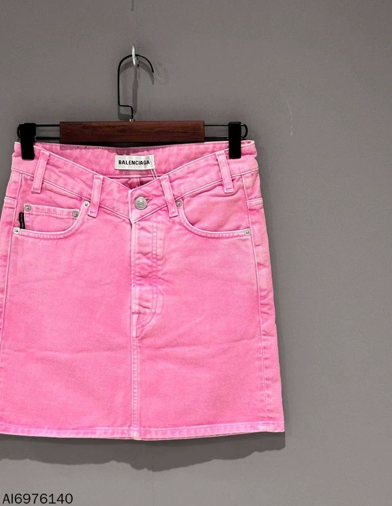 Balenciaga Balenciaga Pink Denim Pencil Skirt - dmc Size US 34 / EU 50 - 1 Thumbnail
